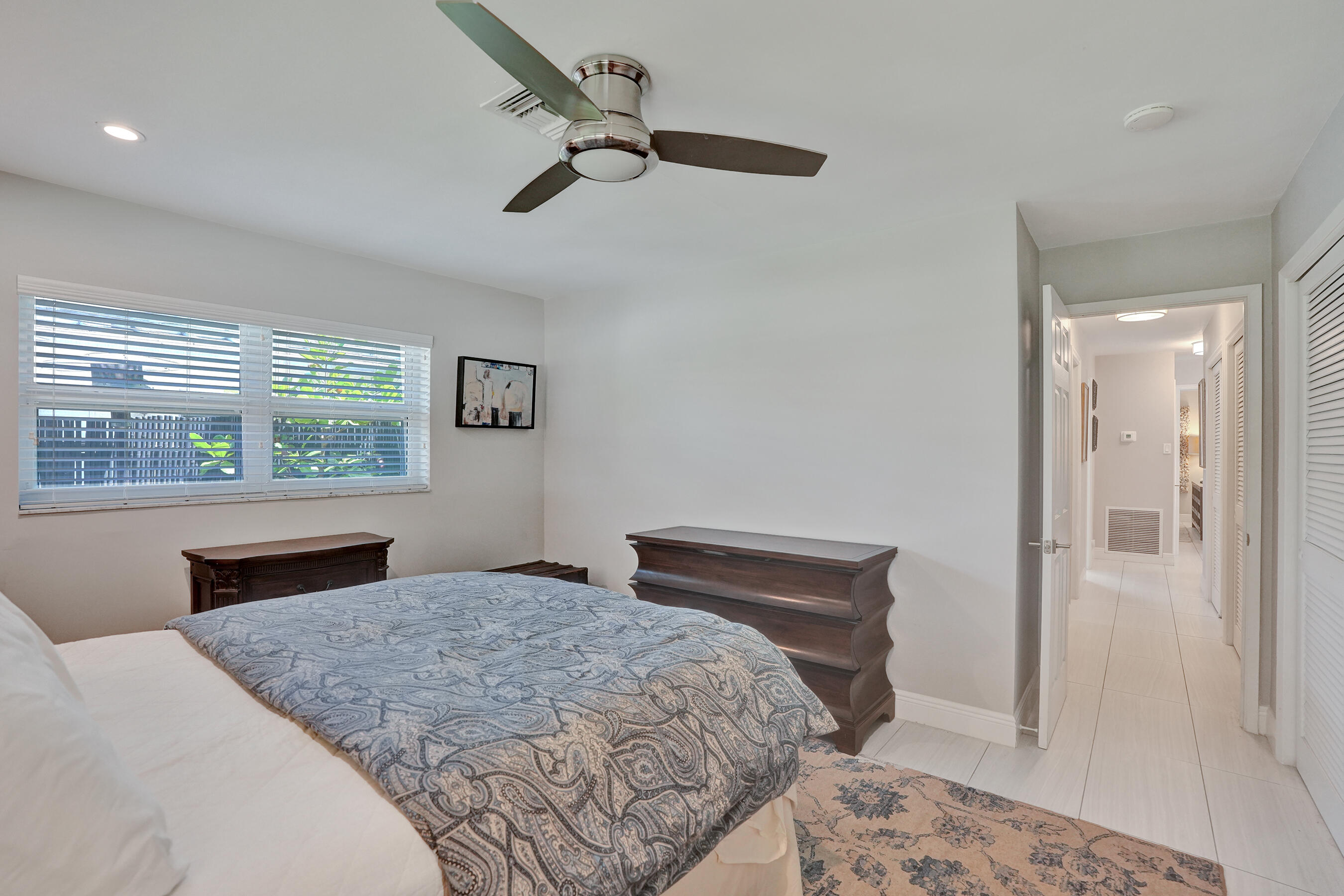 CORAL POINT - Residential