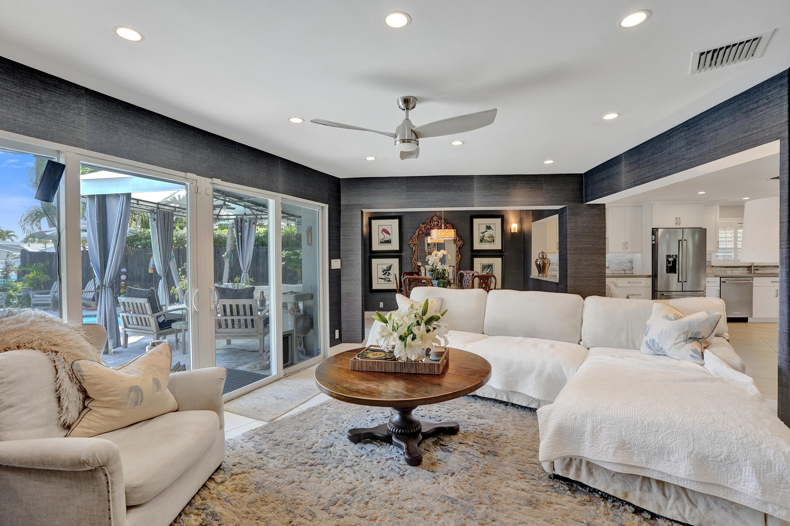 CORAL POINT - Residential