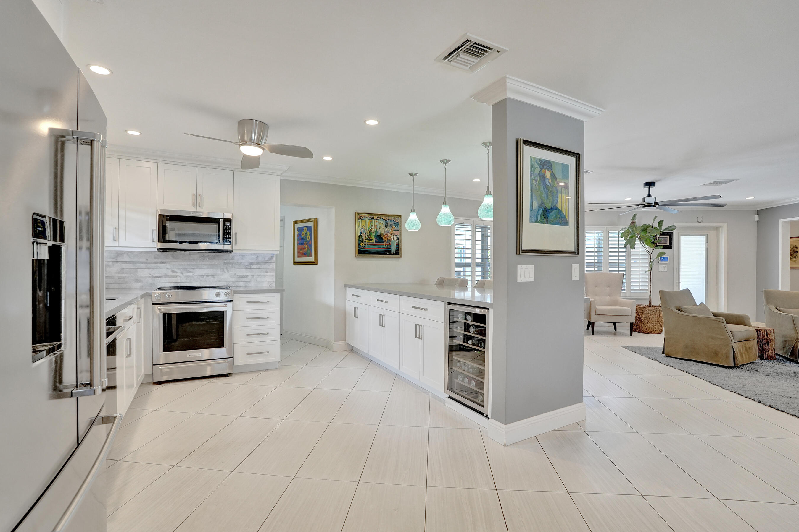 CORAL POINT - Residential