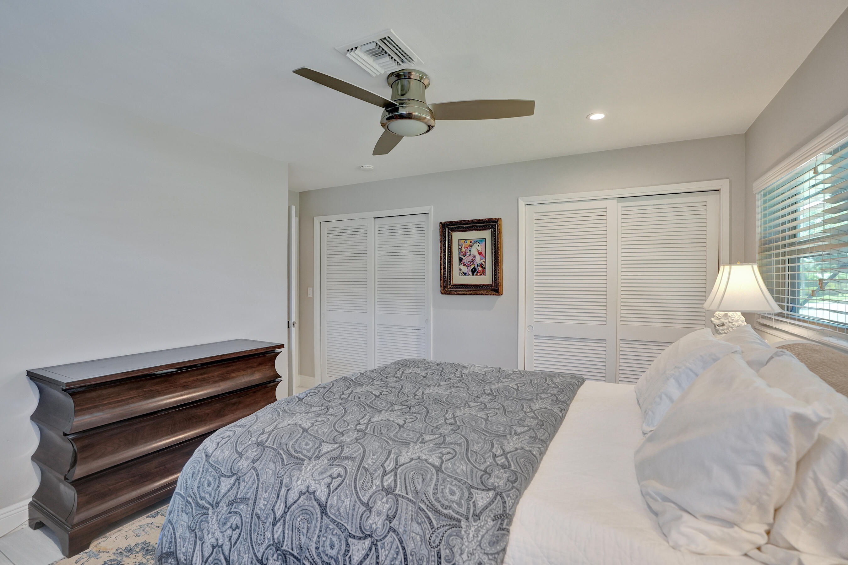 CORAL POINT - Residential