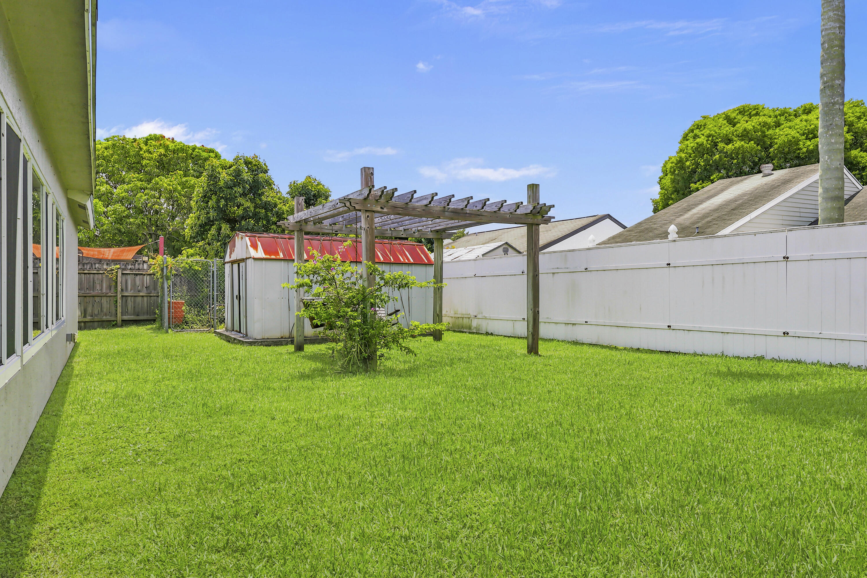 COUNTRYWOOD 3 - Residential