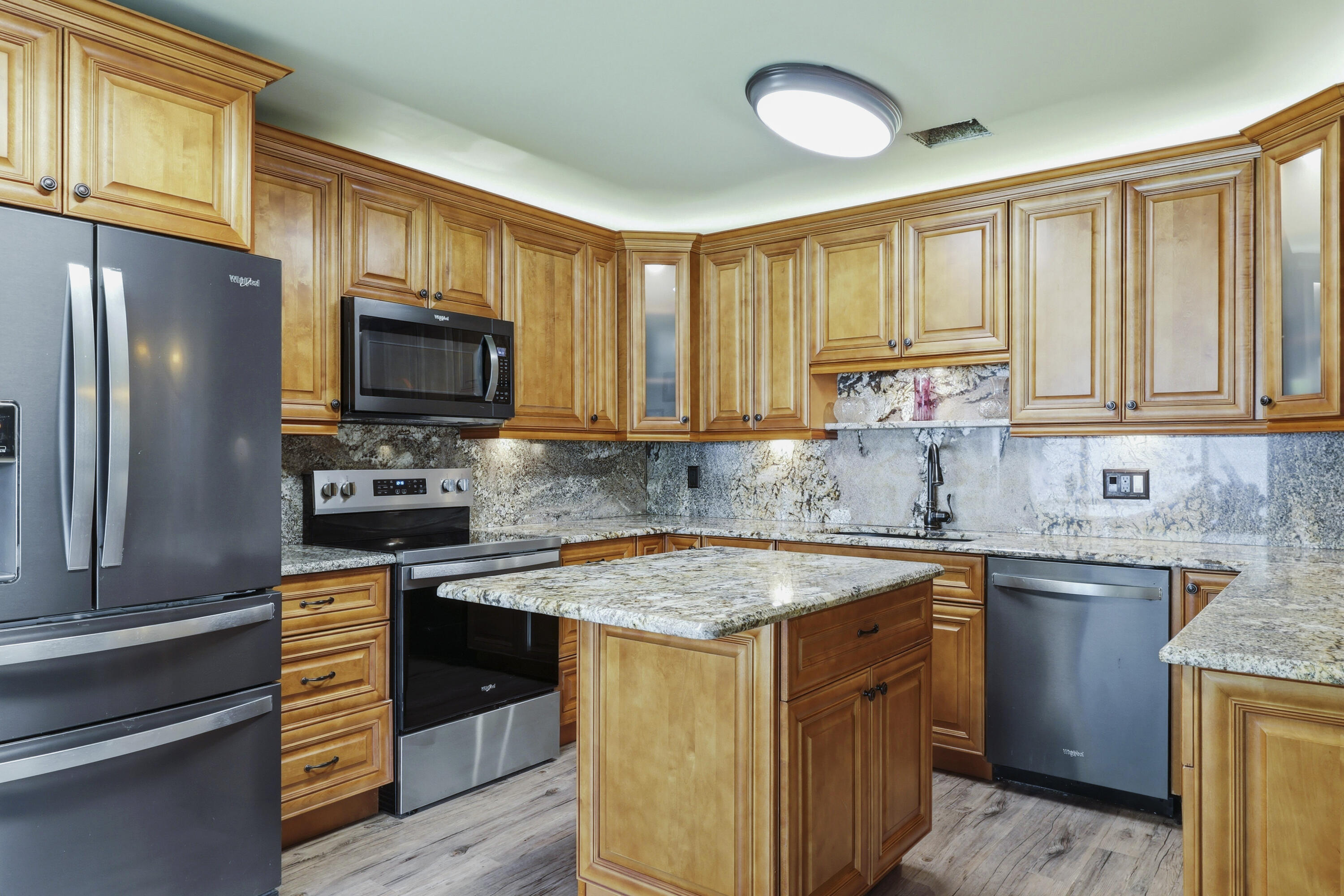 COUNTRYWOOD 3 - Residential