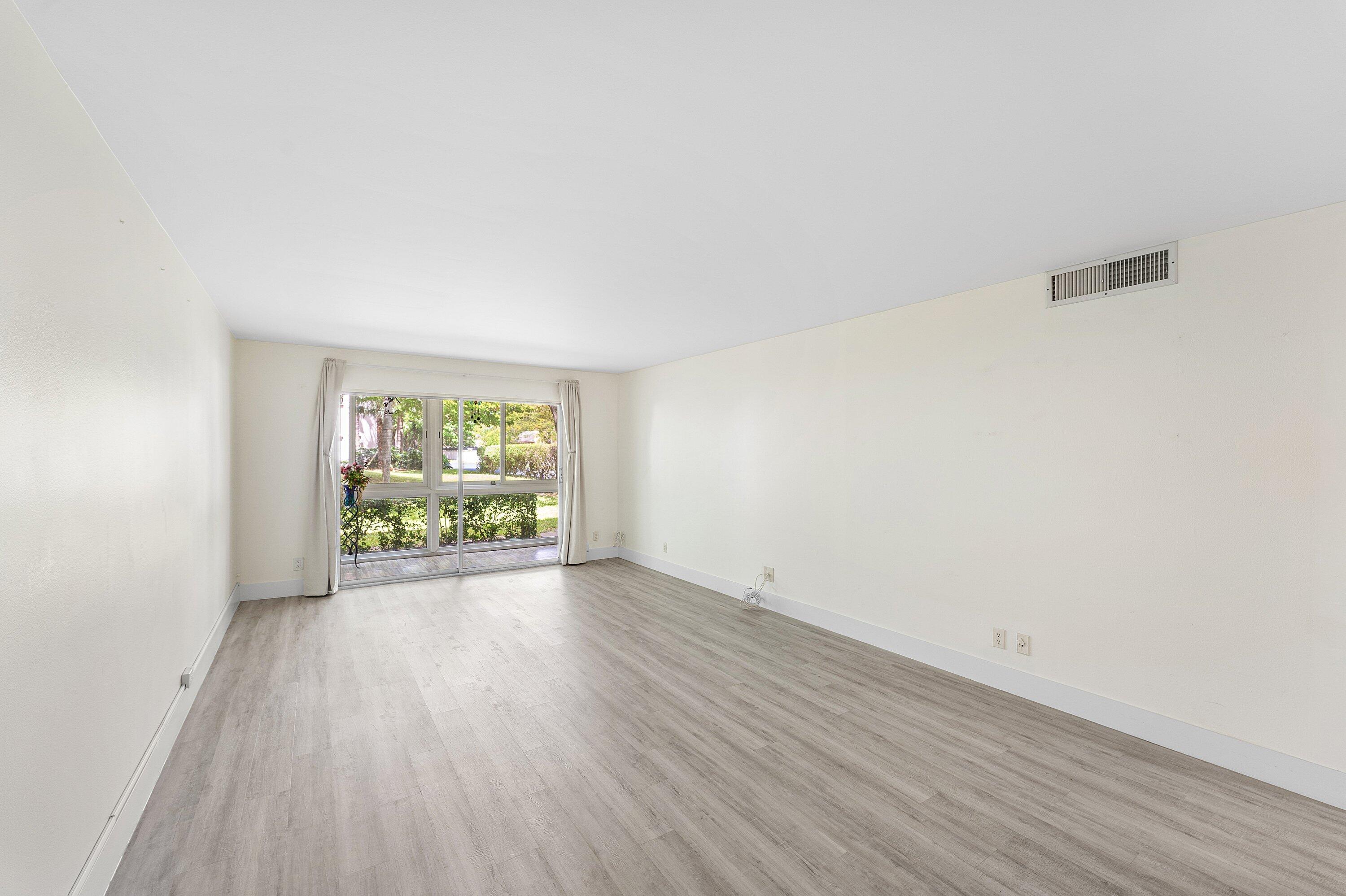 GRANADA VILLAGE D CONDO - Residential