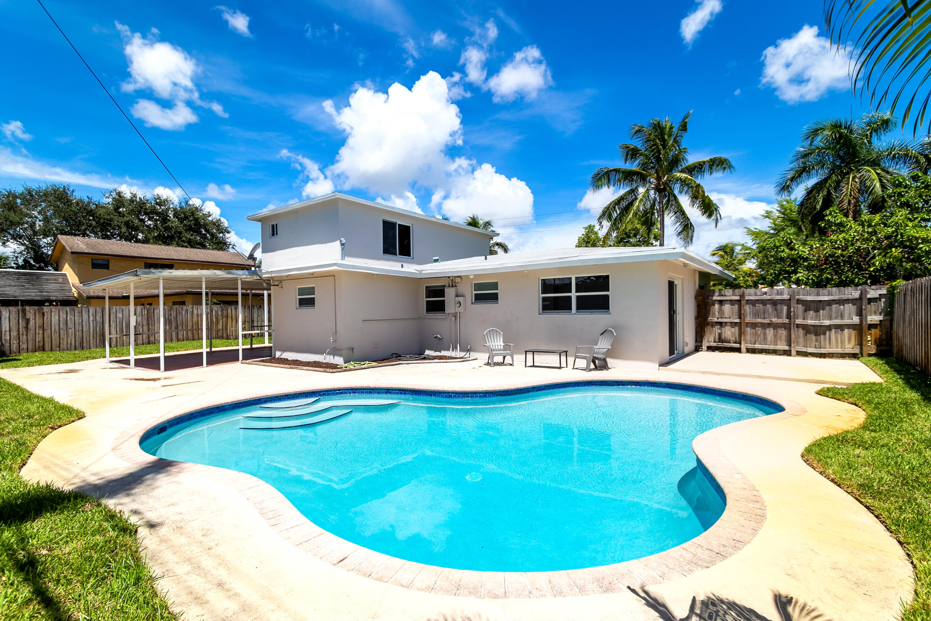 LYONS PARK - Residential Lease