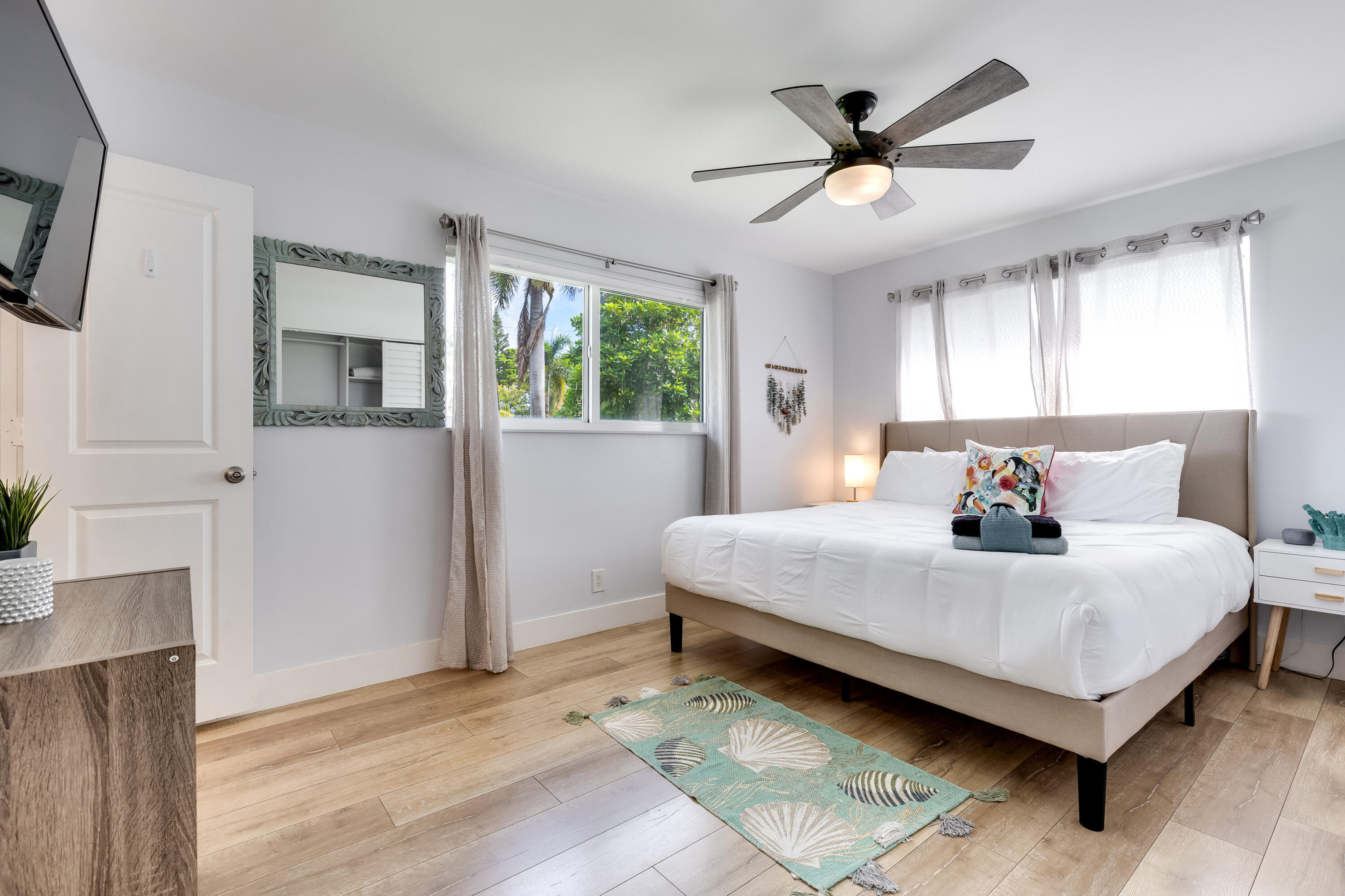 LYONS PARK - Residential Lease