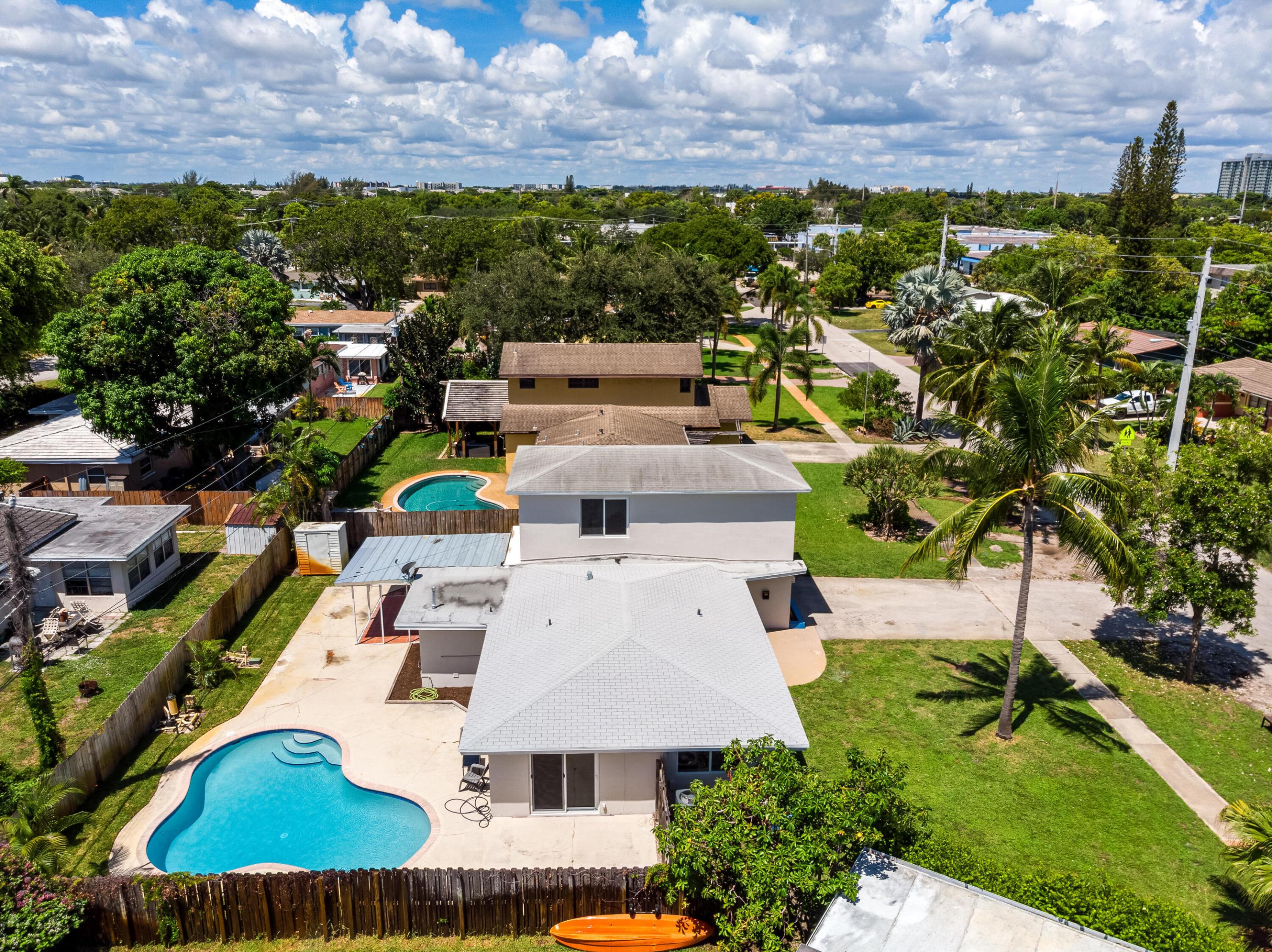 LYONS PARK - Residential Lease