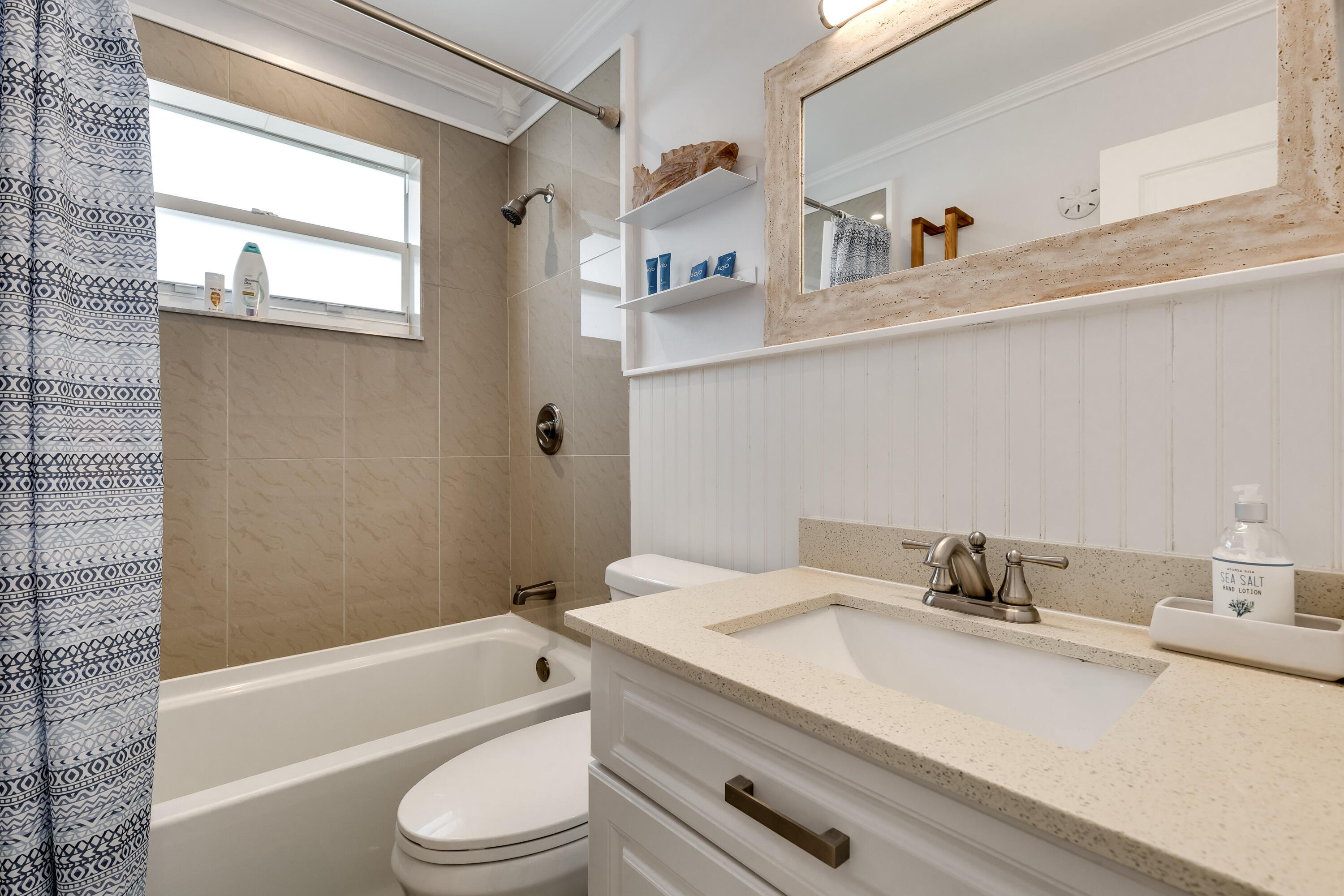 LYONS PARK - Residential Lease