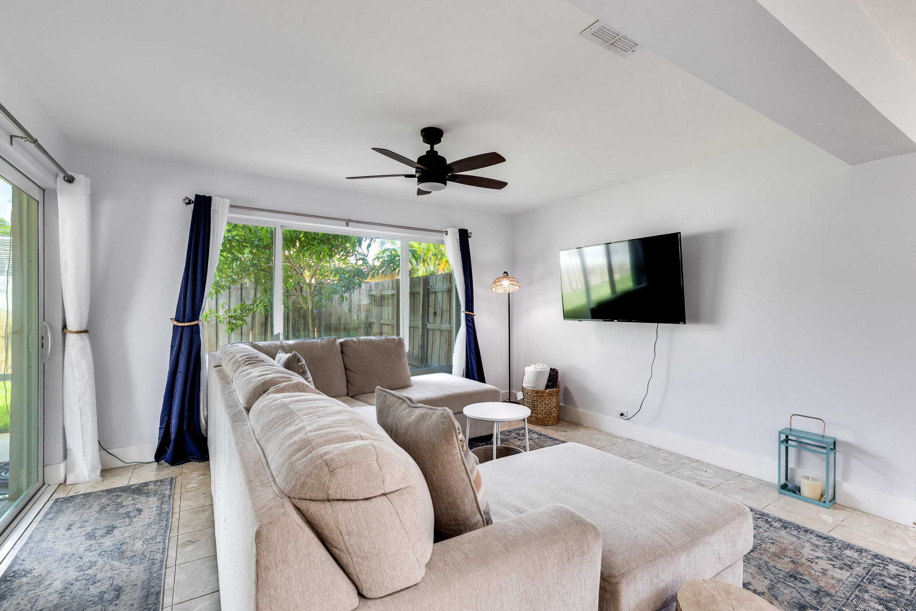 LYONS PARK - Residential Lease