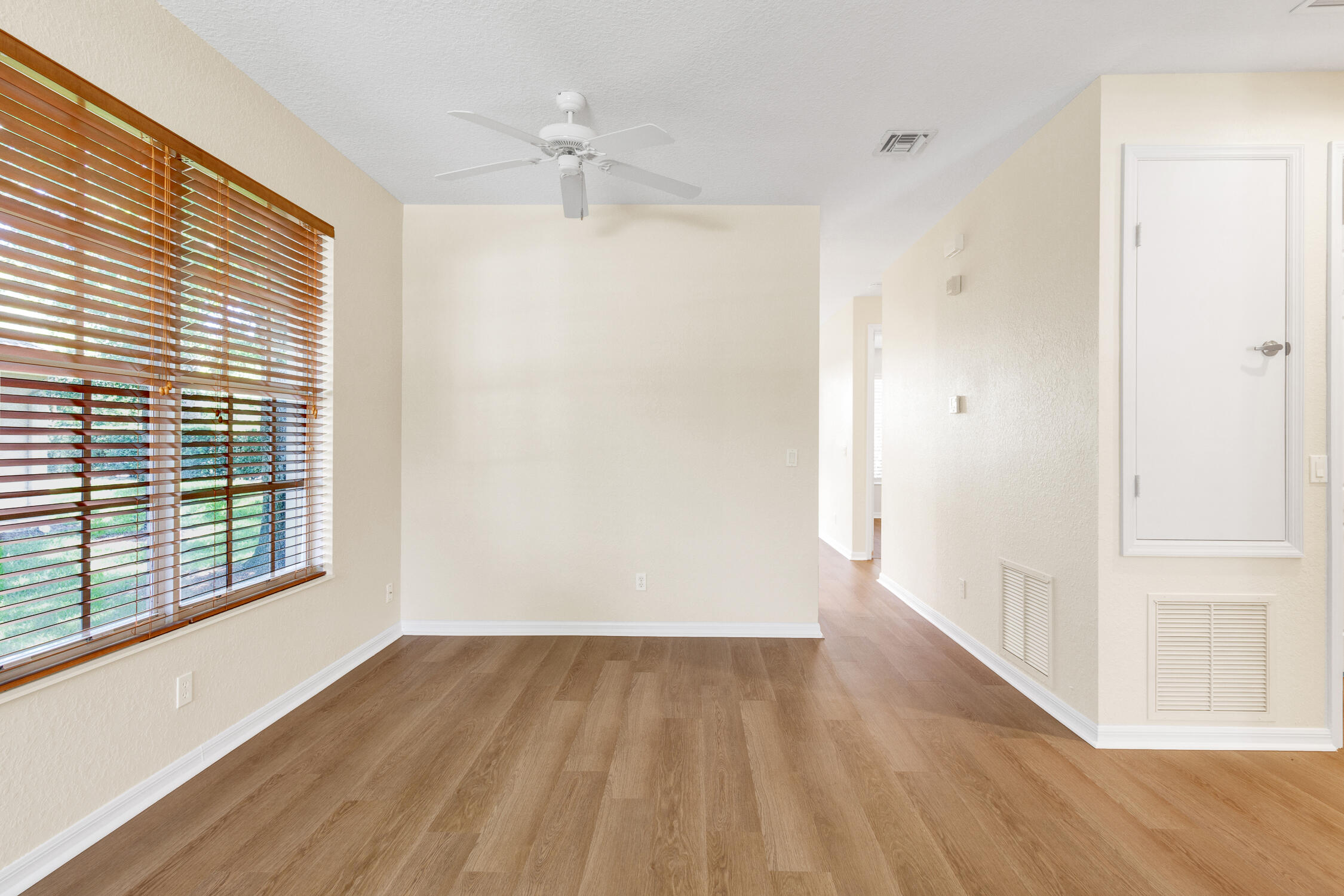 VERONA TRACE SUB & THE VILLAS AT VERONA TRACE - Residential