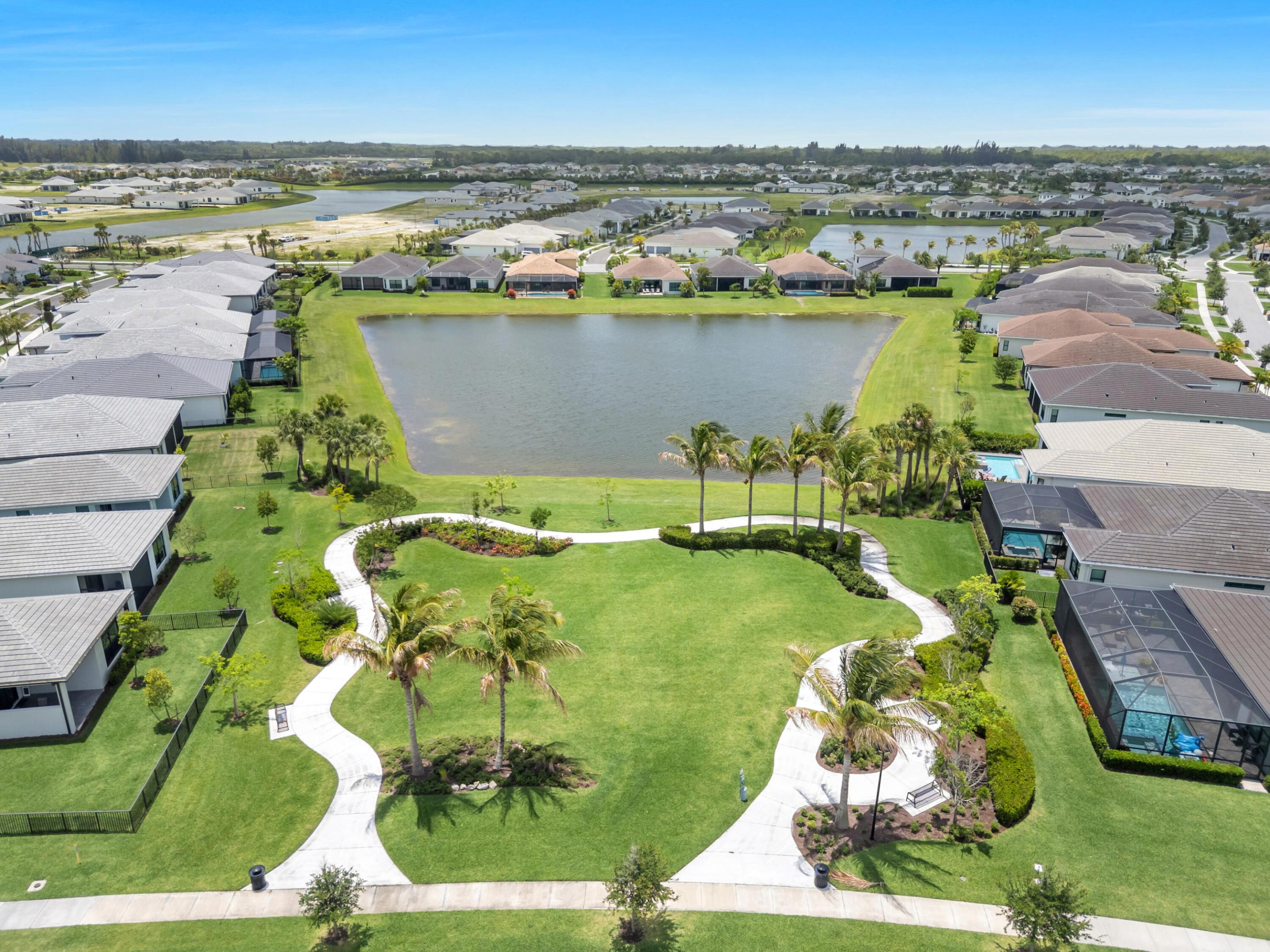 CRESSWIND PALM BEACH - Residential