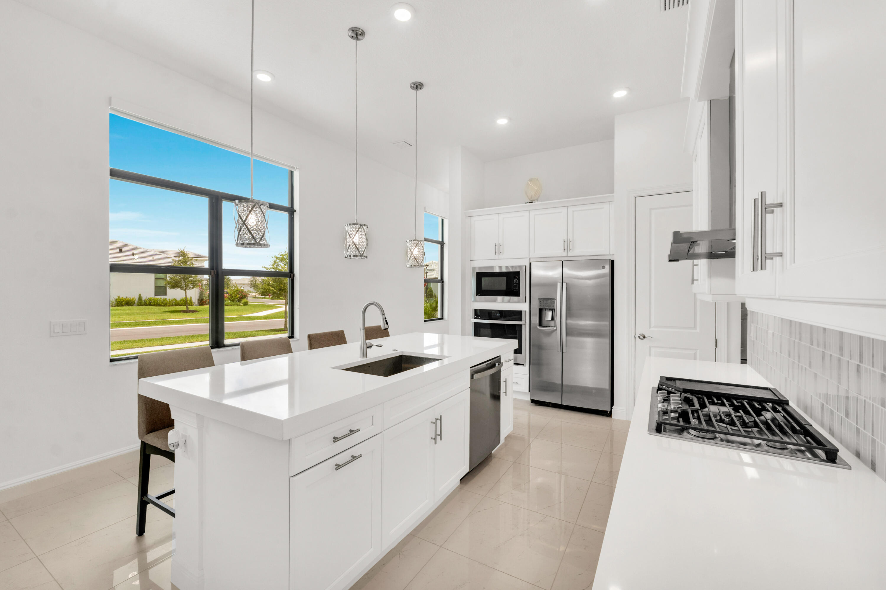 CRESSWIND PALM BEACH - Residential