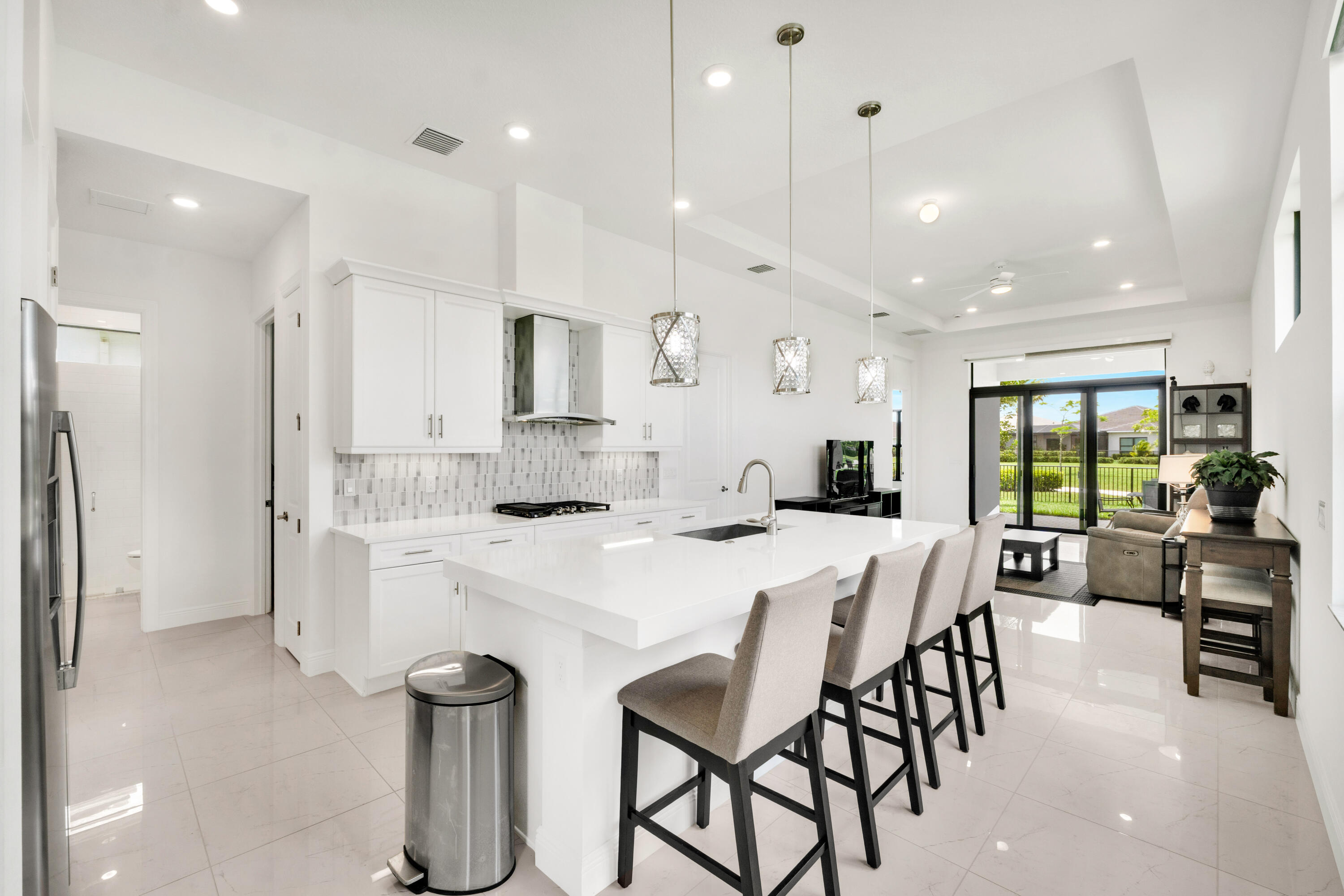 CRESSWIND PALM BEACH - Residential