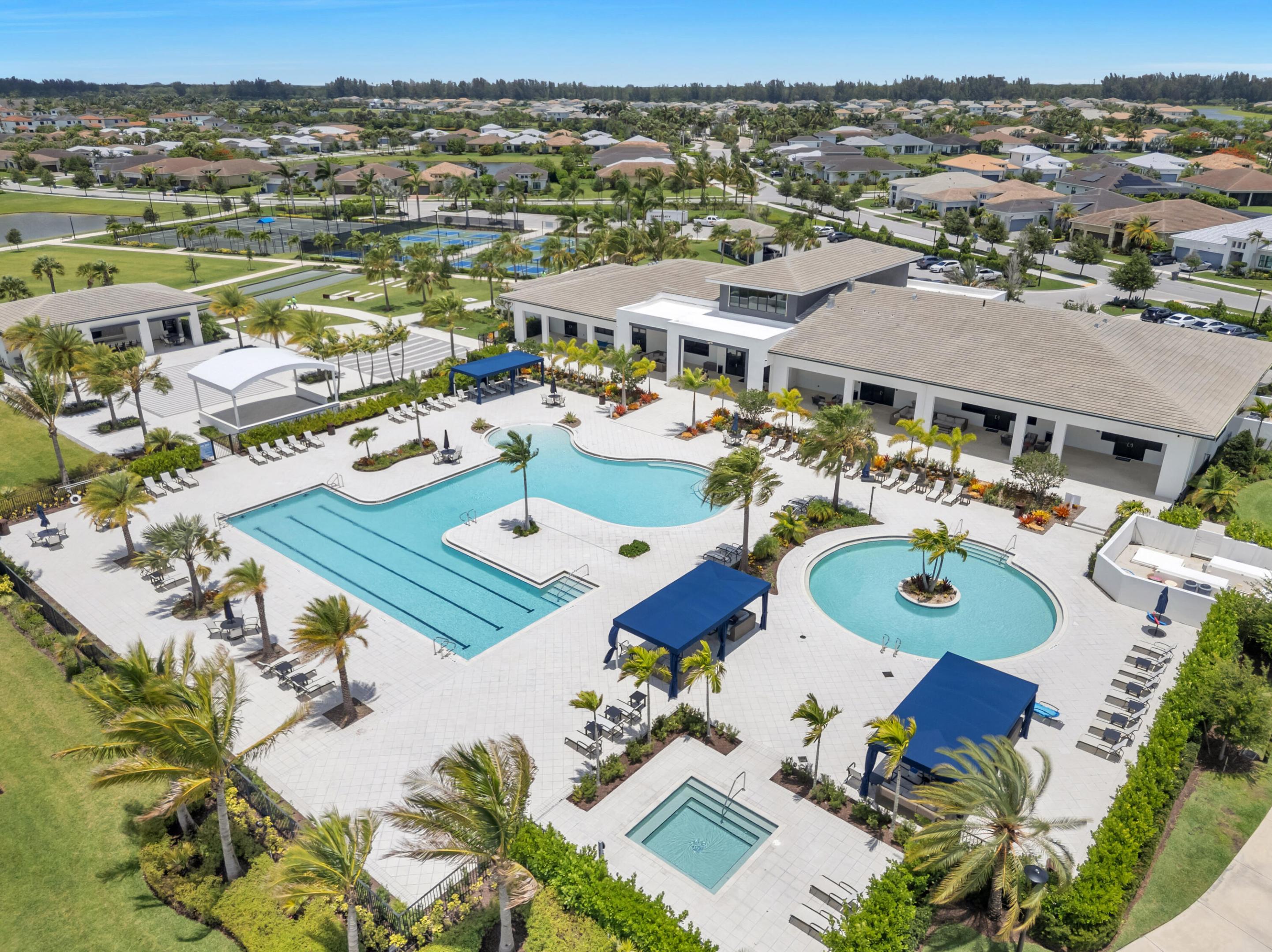 CRESSWIND PALM BEACH - Residential