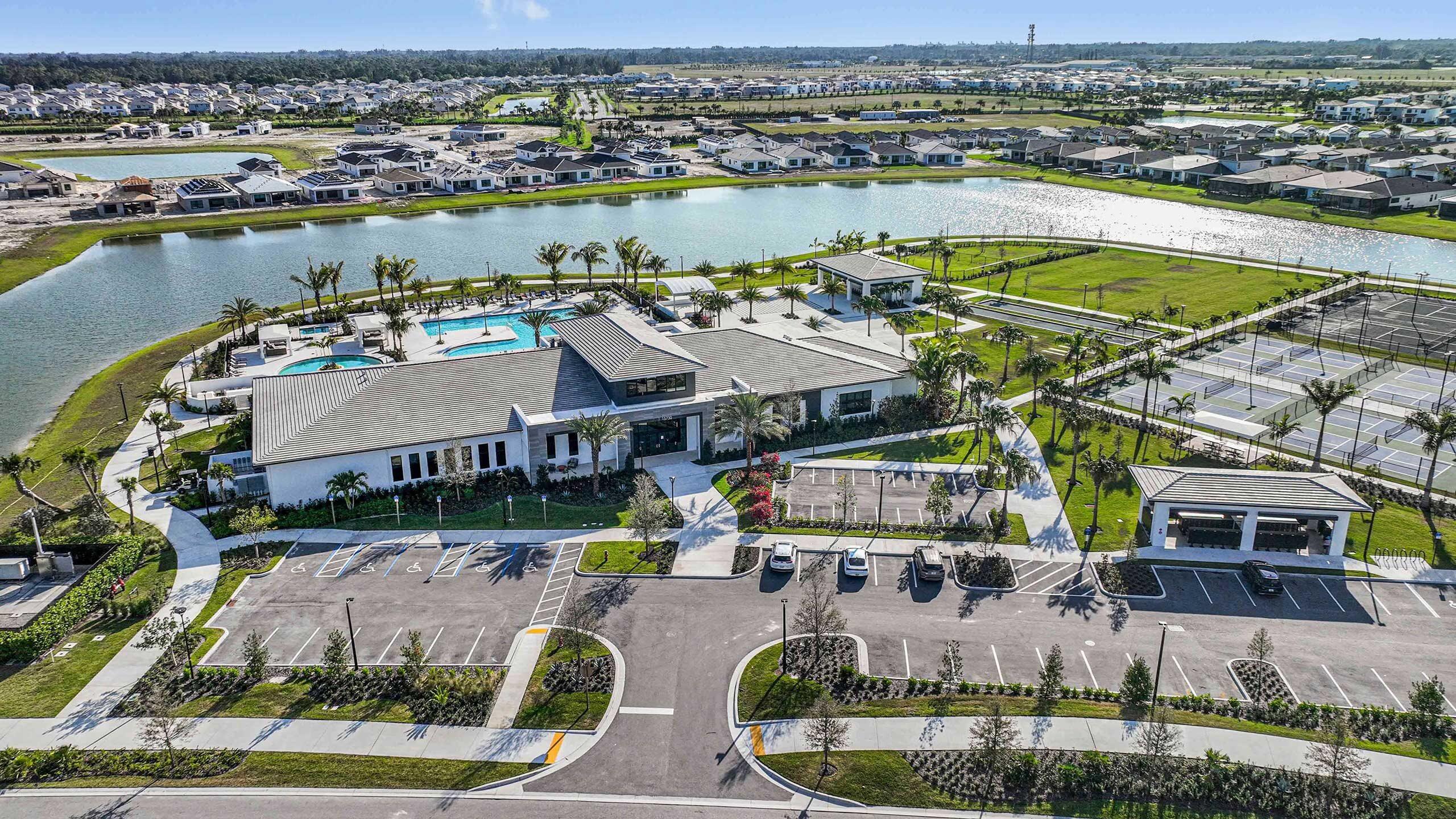 CRESSWIND PALM BEACH - Residential