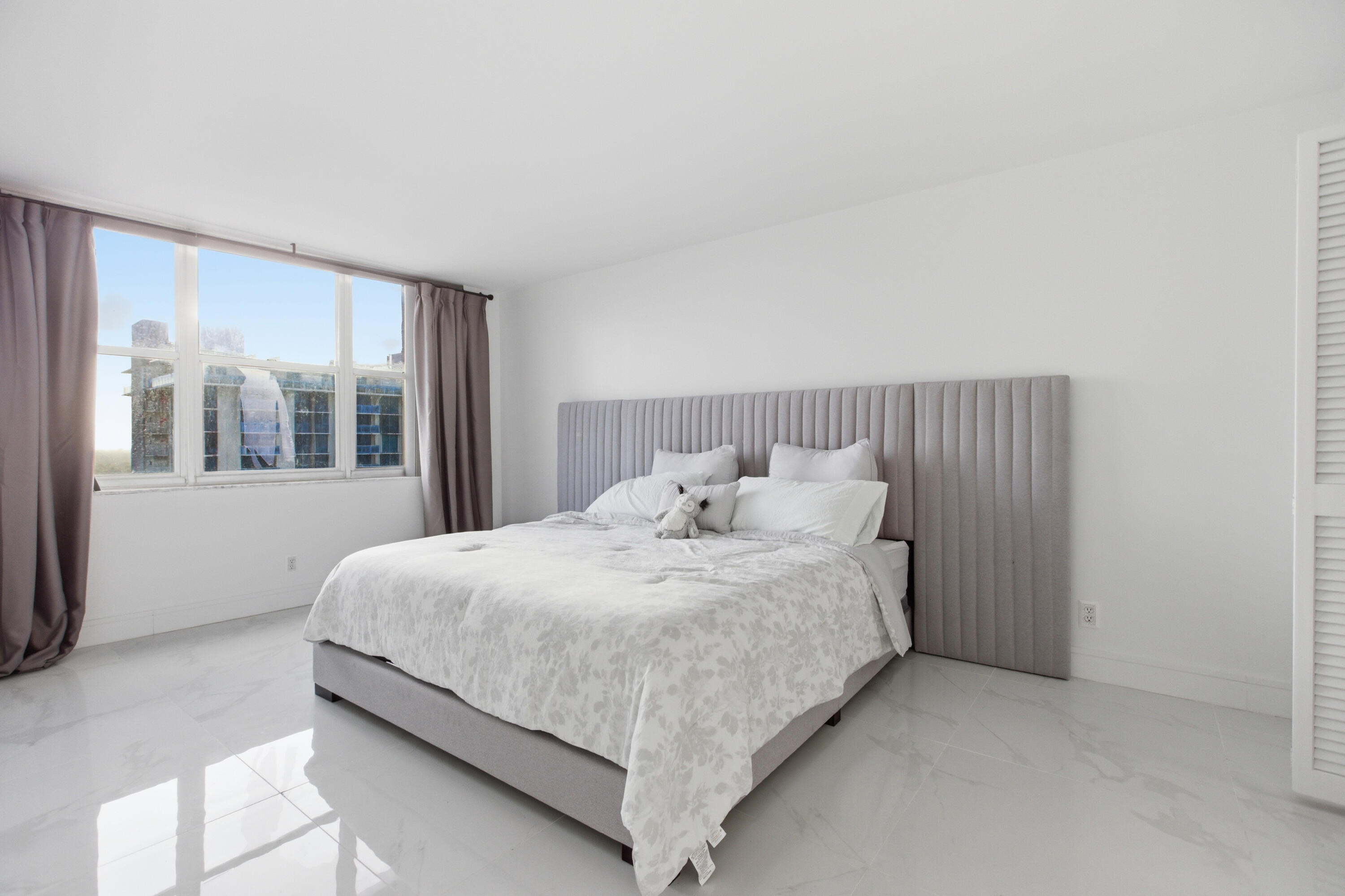 QUADOMAIN - Residential Lease