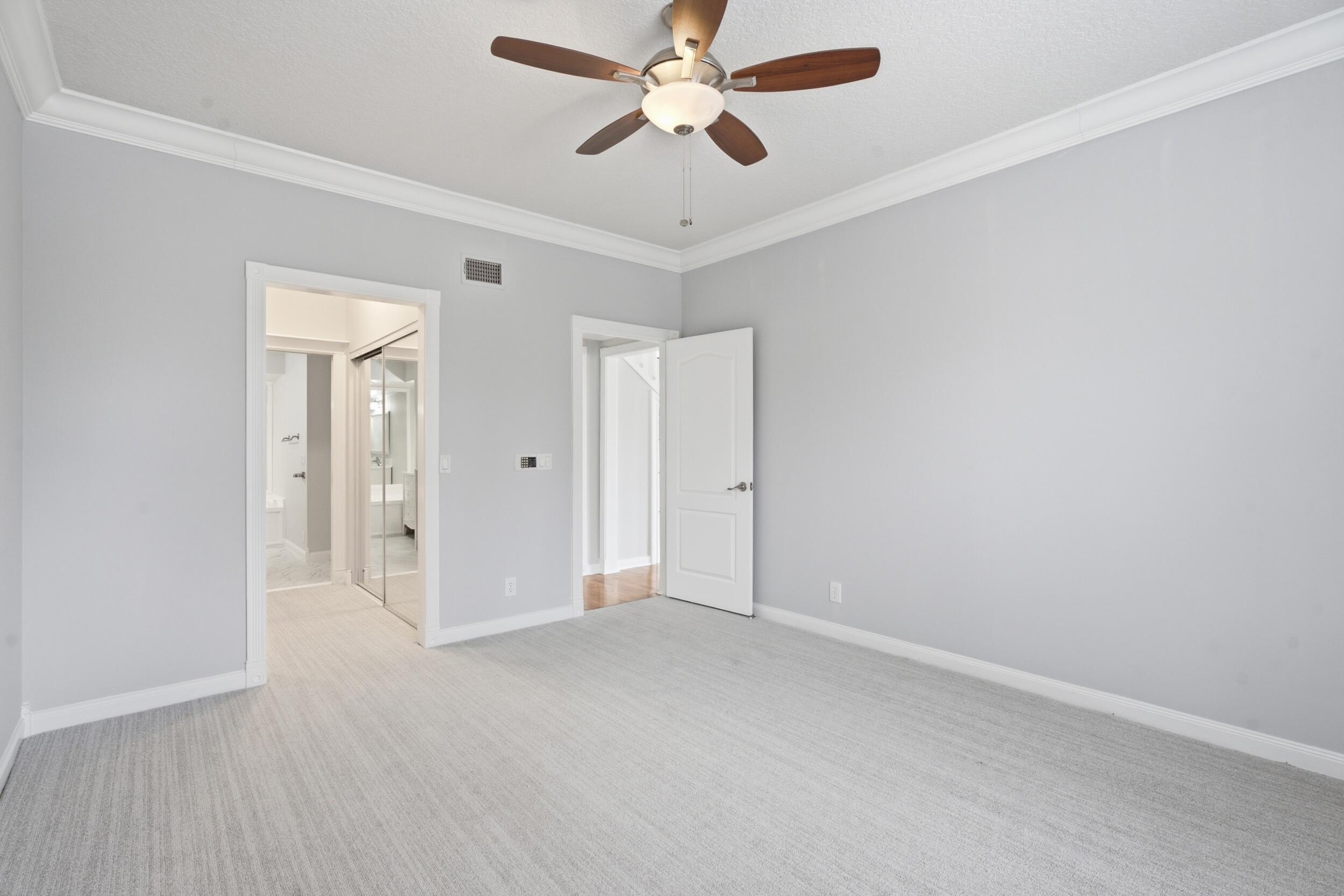 PGA RESORT COMMUNITY OF PRESTON COURTS - Residential