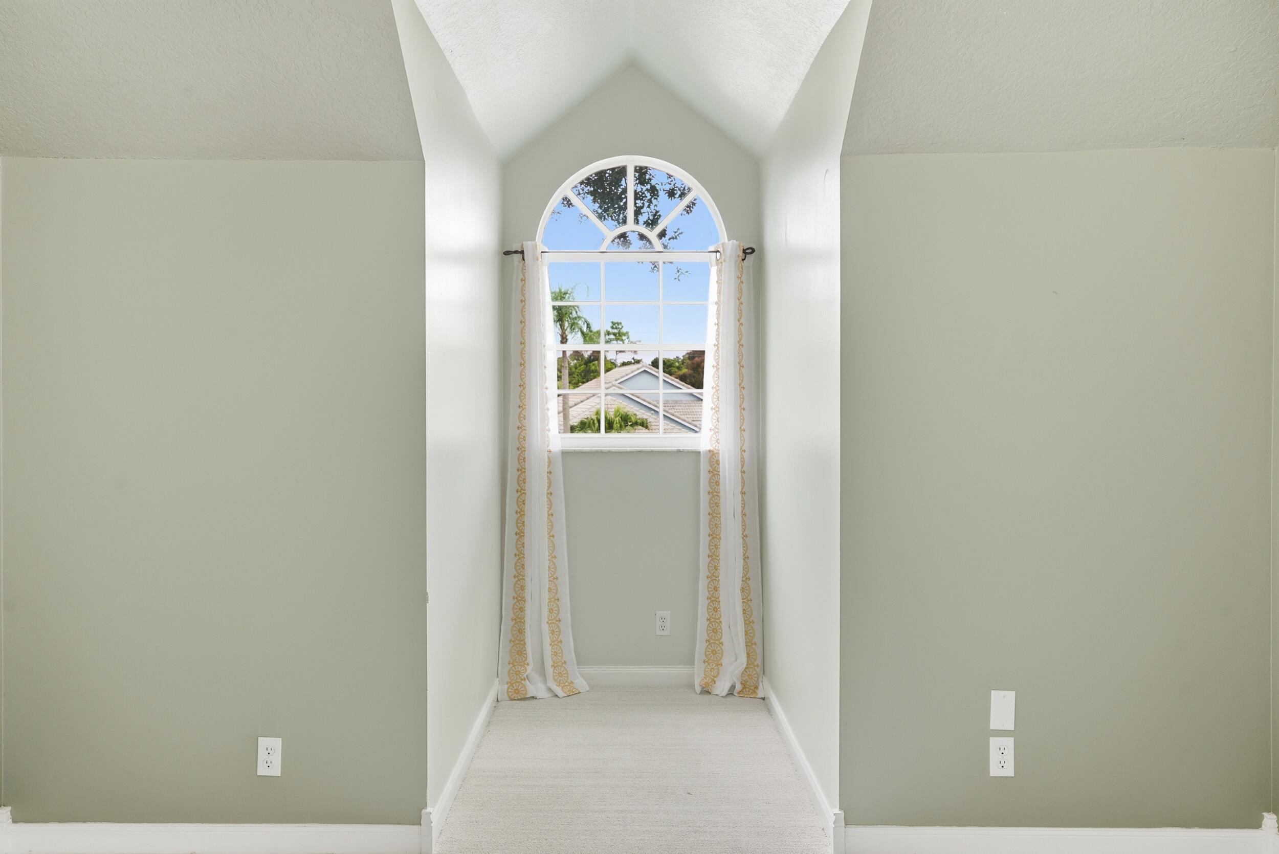 PGA RESORT COMMUNITY OF PRESTON COURTS - Residential