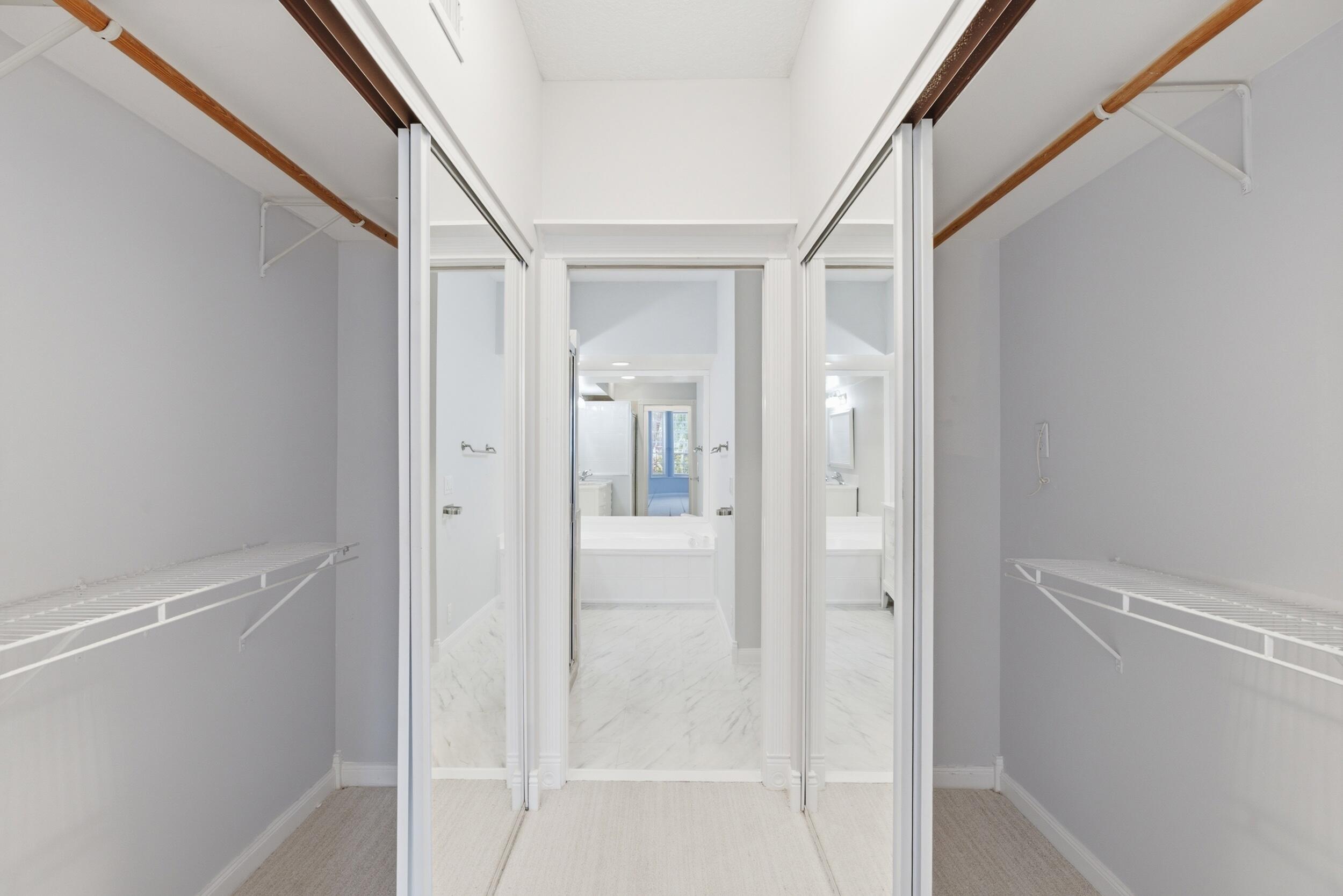 PGA RESORT COMMUNITY OF PRESTON COURTS - Residential