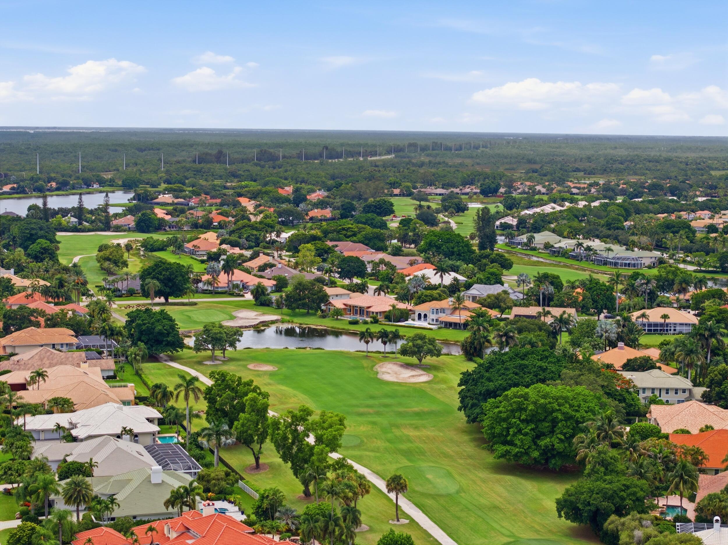 PGA RESORT COMMUNITY OF PRESTON COURTS - Residential