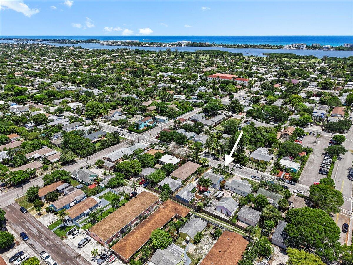 LAKE WORTH TOWN OF - Residential