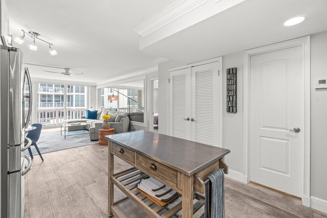 TUSCANY OF PALM BEACH CONDOMINIUM - Residential Lease