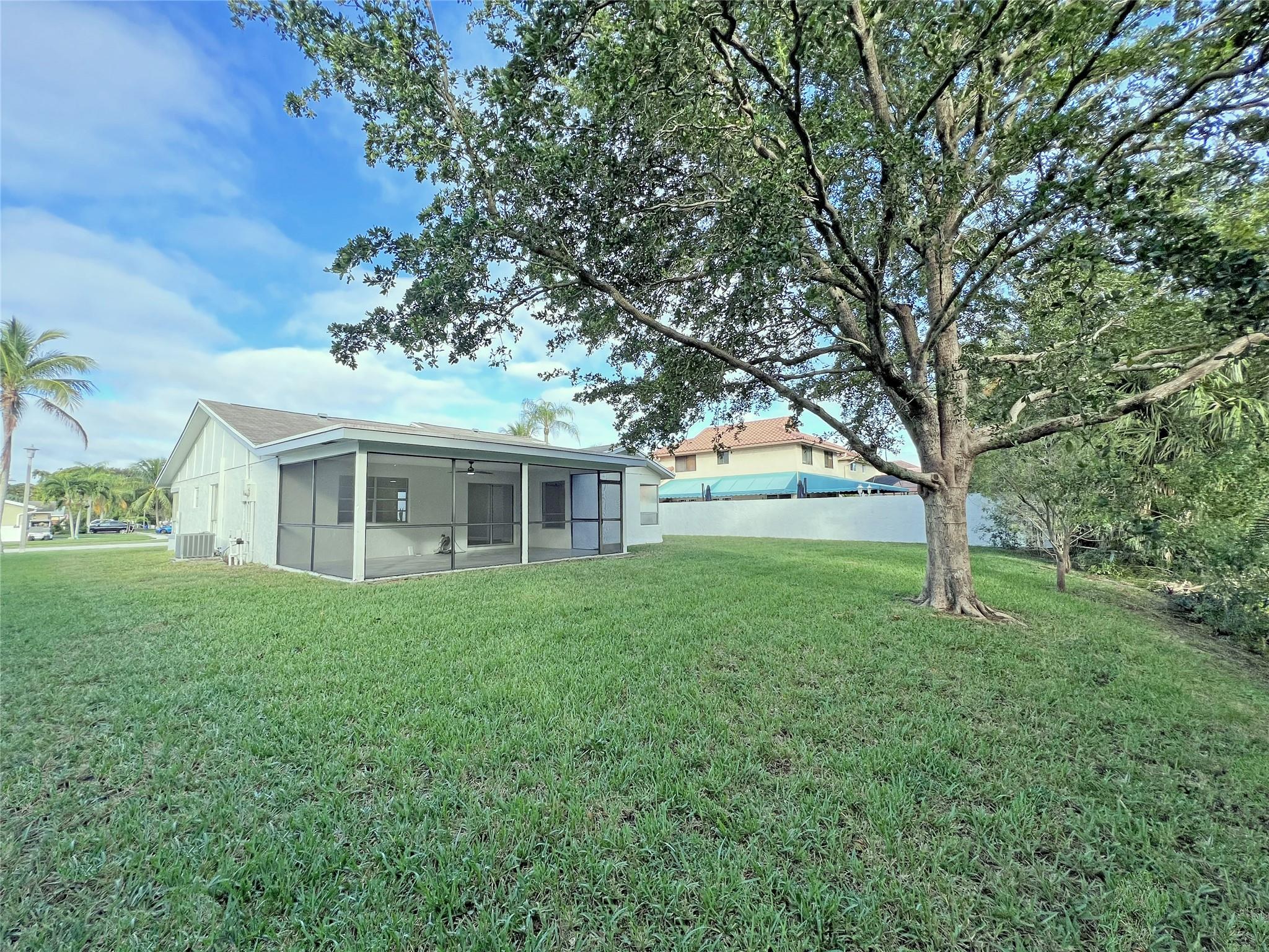 The Villages Of Hillsboro - Residential