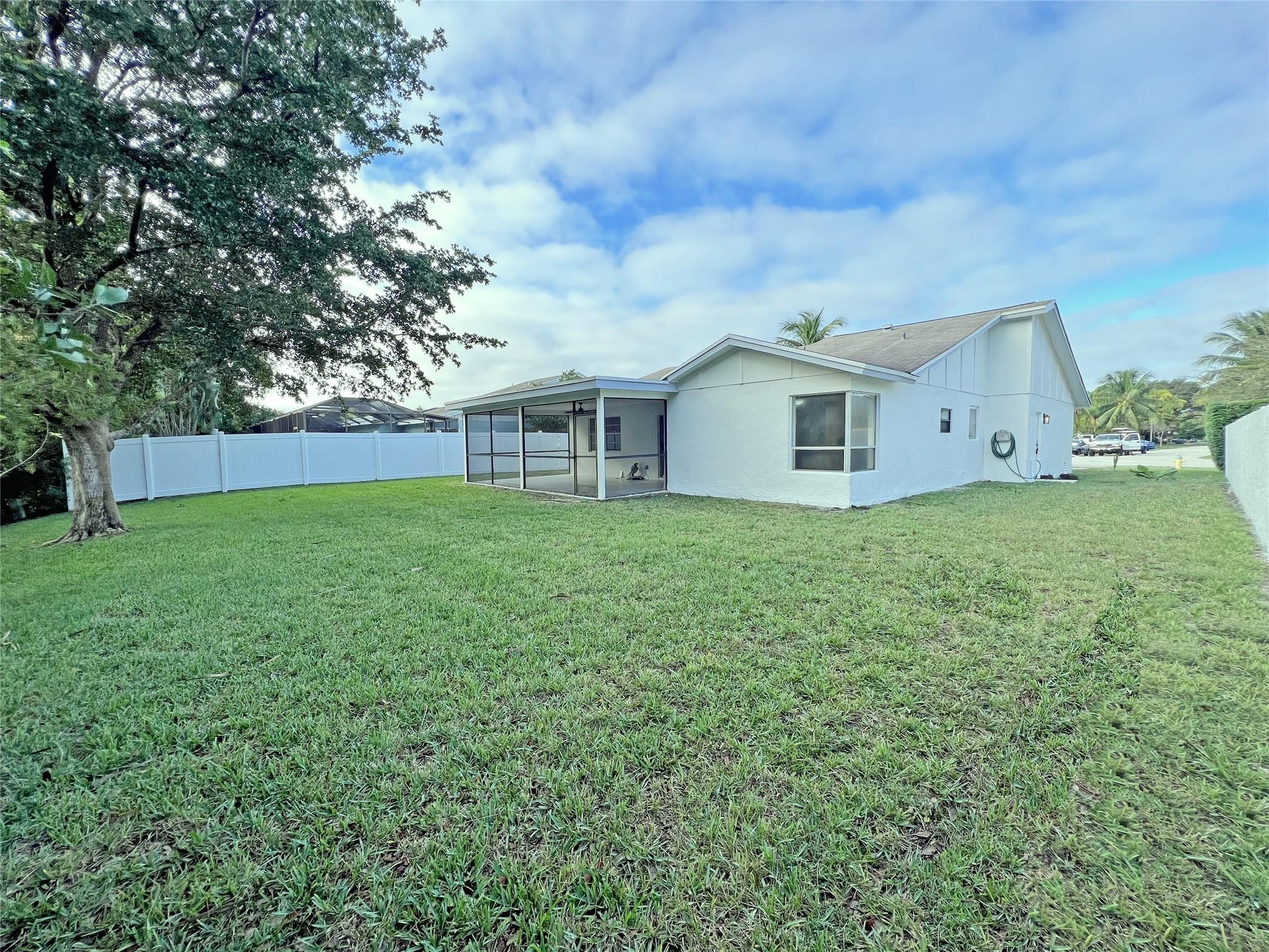 The Villages Of Hillsboro - Residential