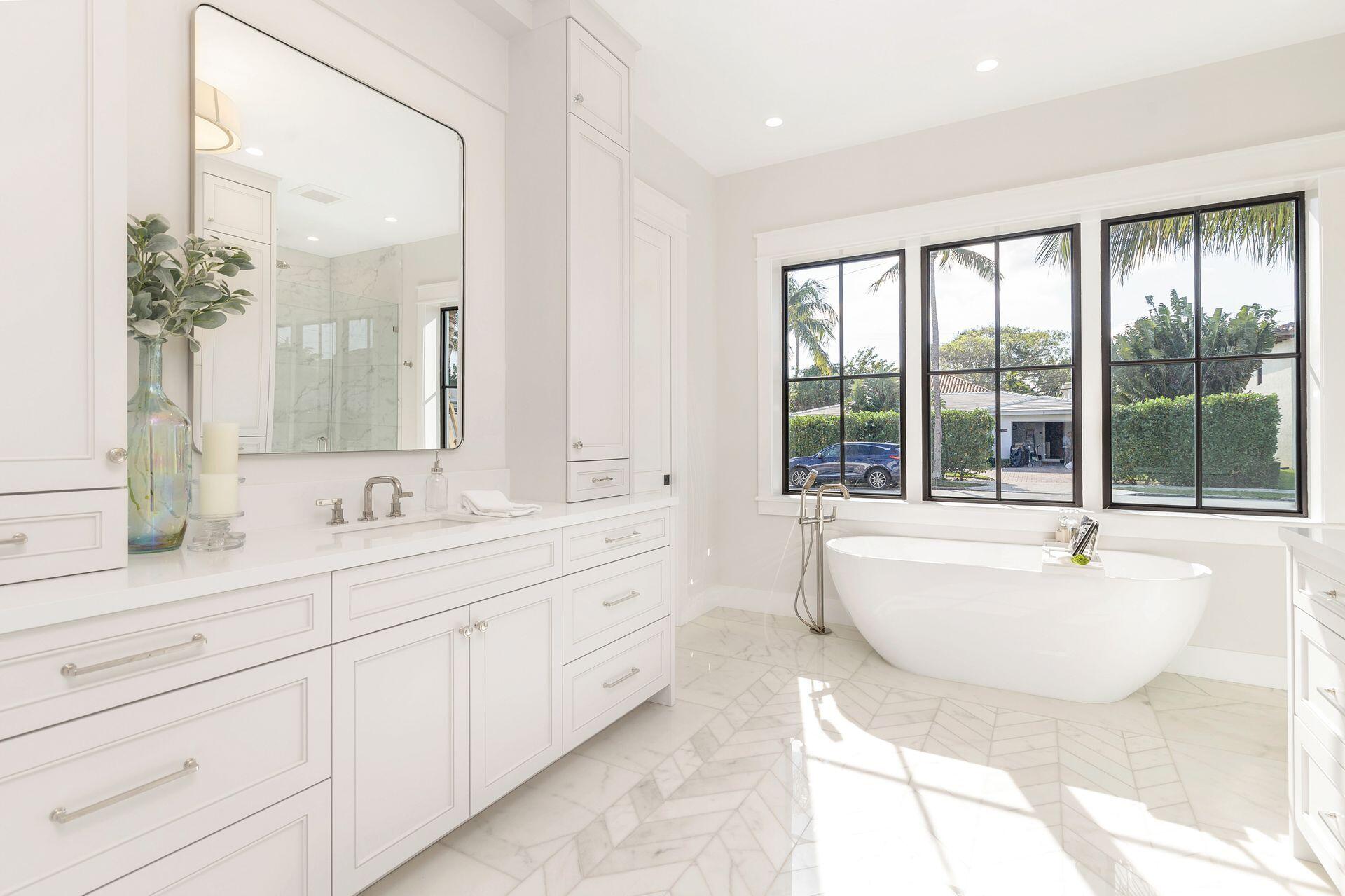 EL CID COURT IN - Residential