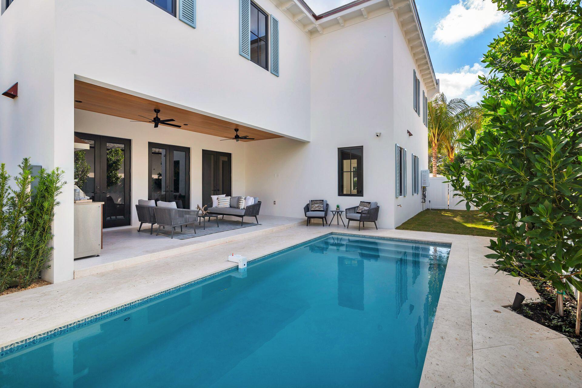 EL CID COURT IN - Residential