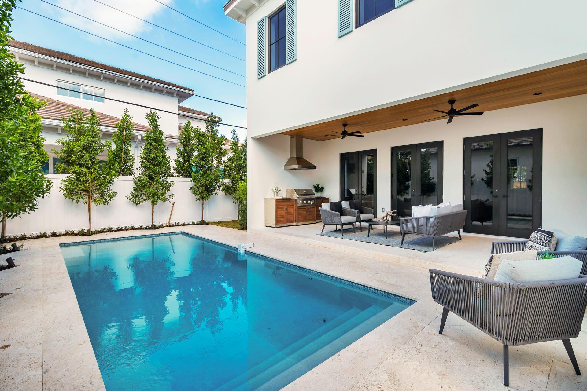 EL CID COURT IN - Residential