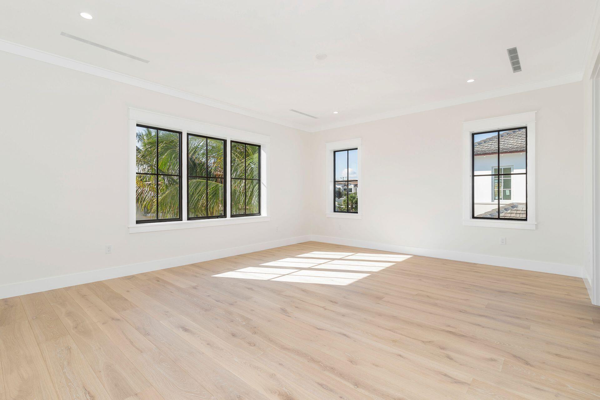 EL CID COURT IN - Residential