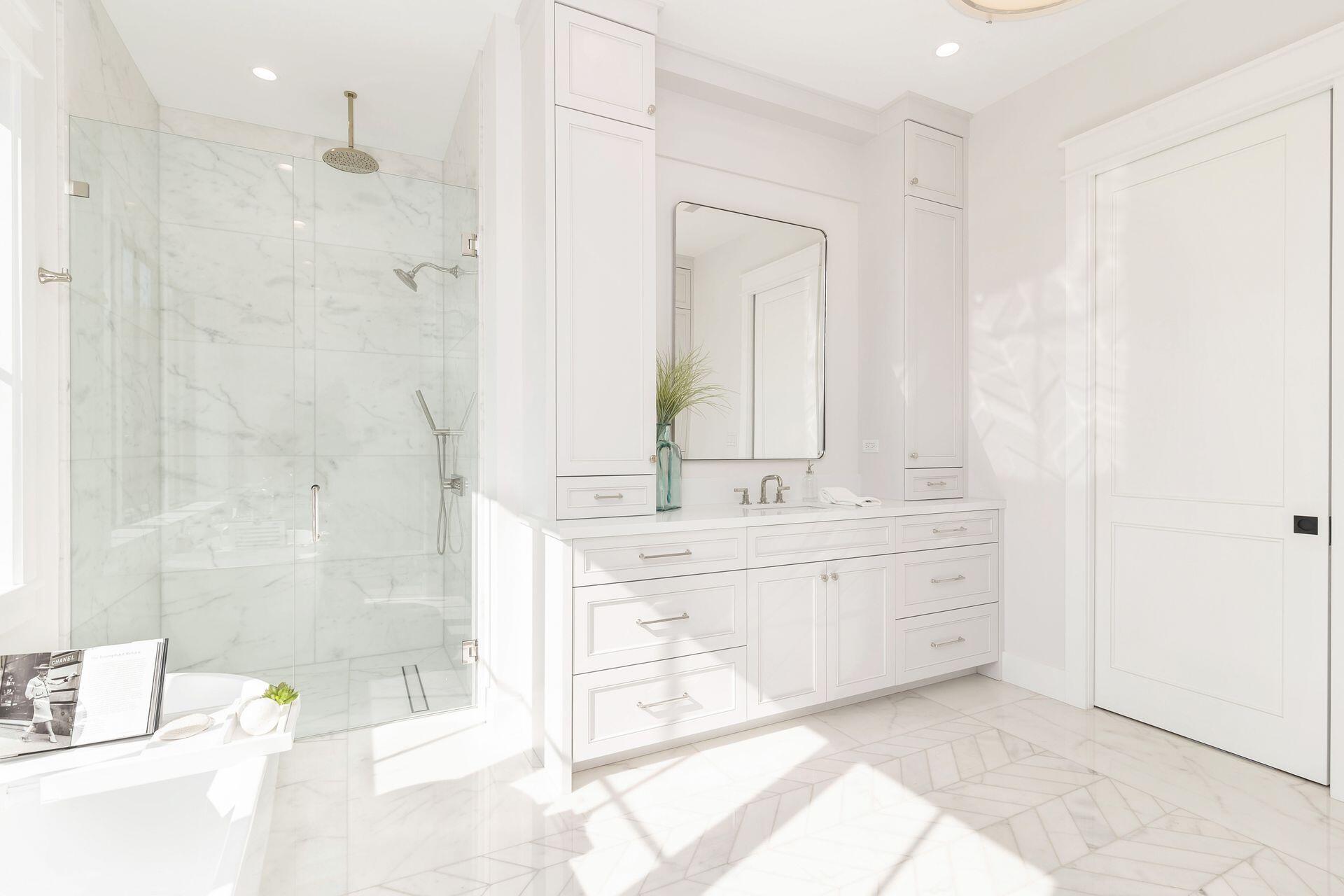 EL CID COURT IN - Residential
