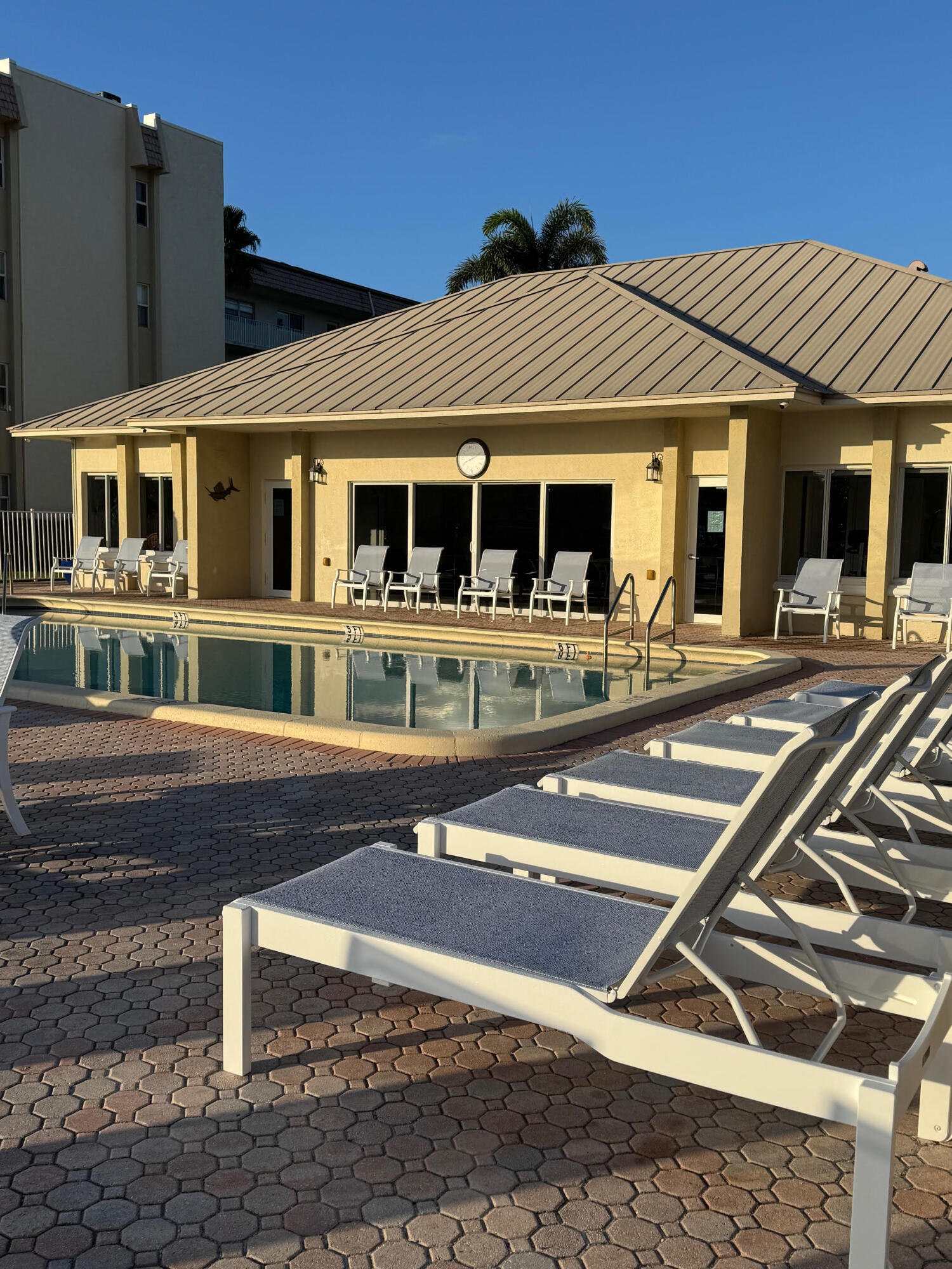 SNUG HARBOR GARDENS CONDO - Residential Lease
