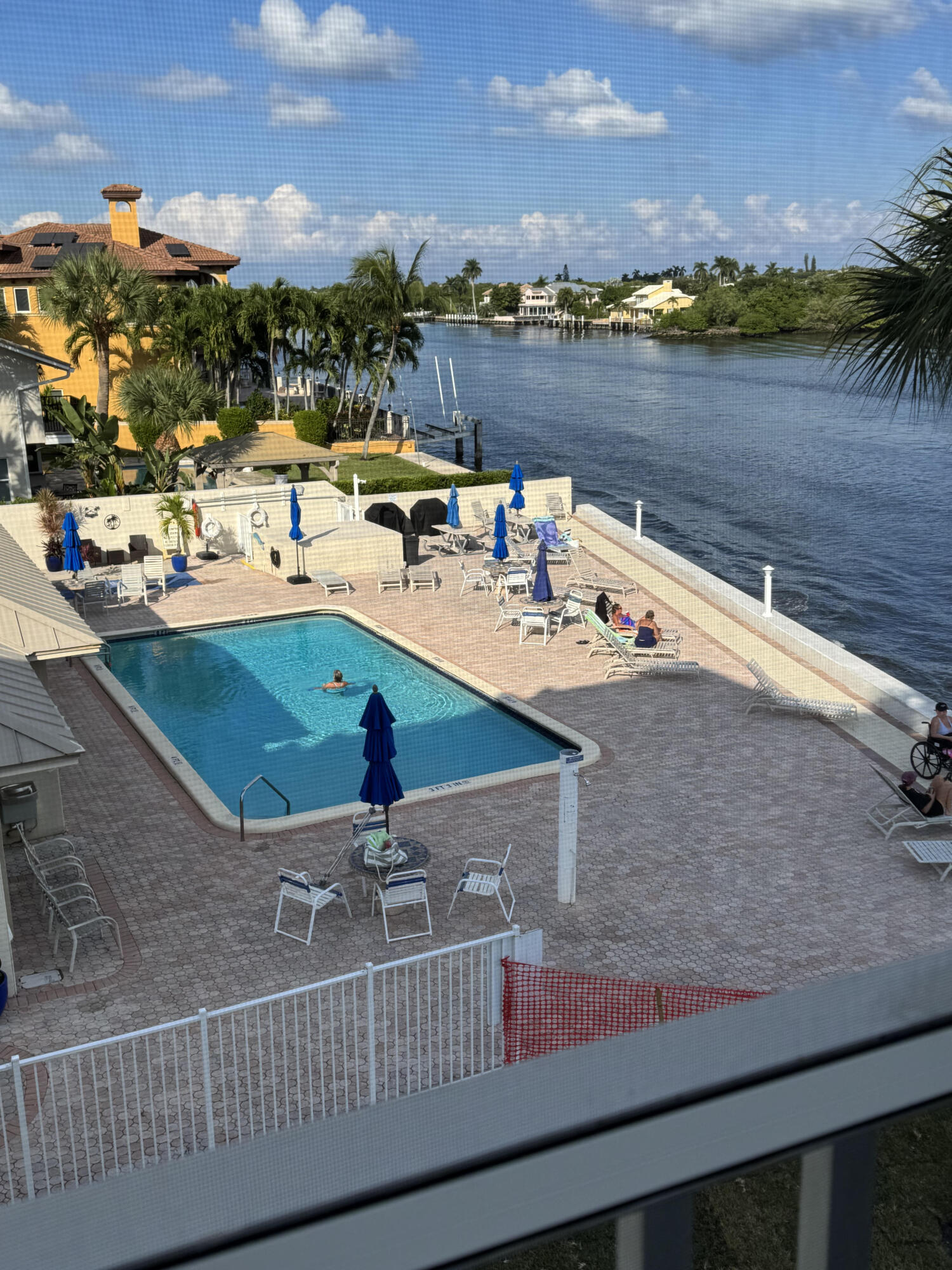 SNUG HARBOR GARDENS CONDO - Residential Lease
