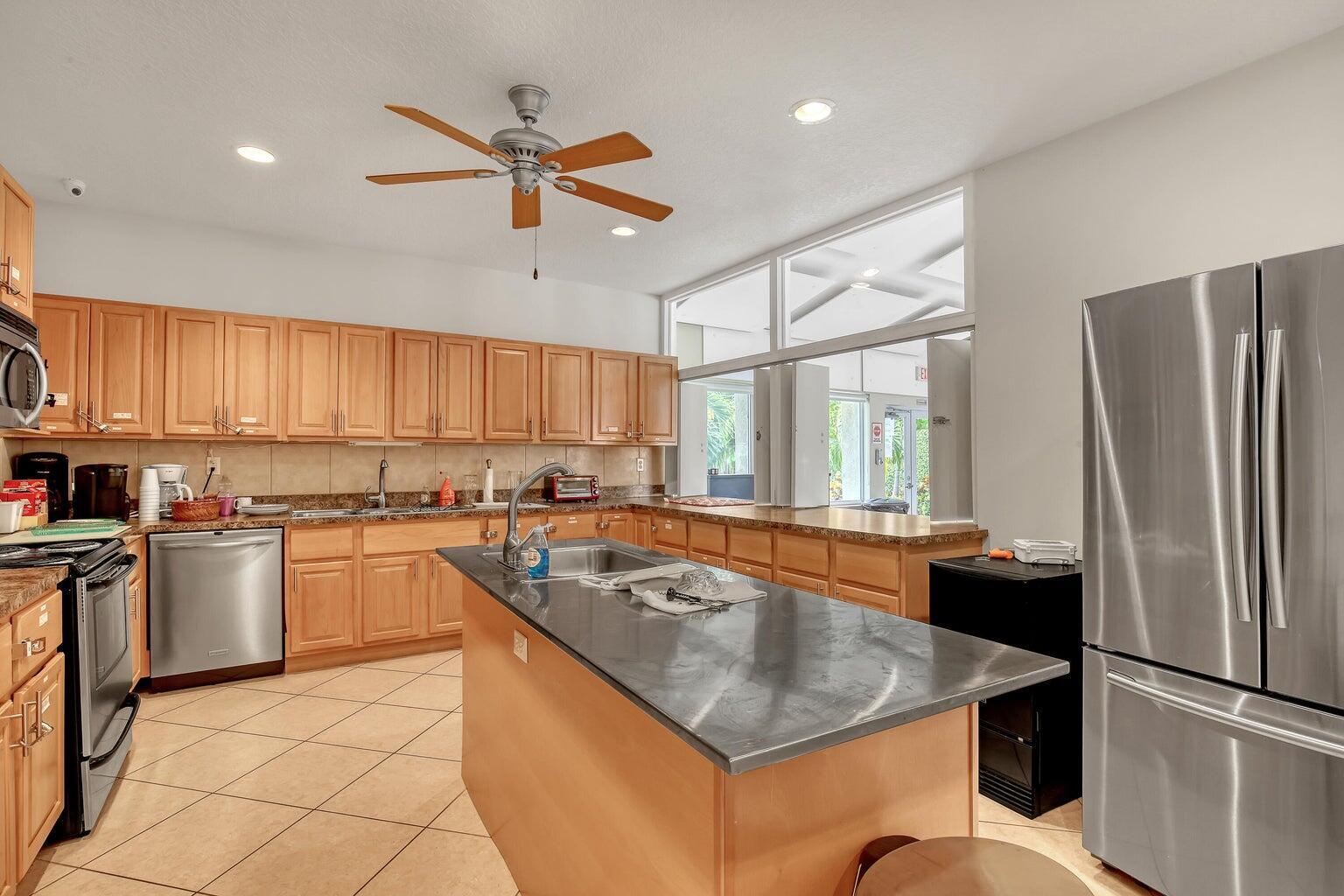 SNUG HARBOR GARDENS CONDO - Residential Lease