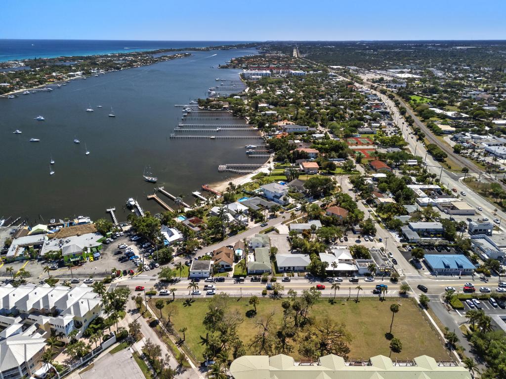 LANTANA POINT - Land