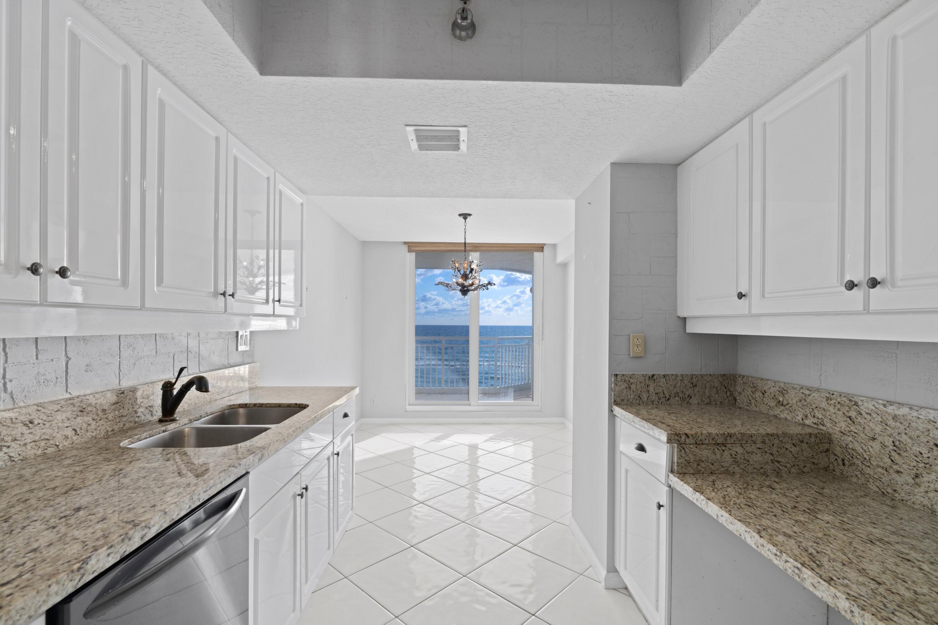 THIRTY SIX HUNDRED OCEAN CONDO - Residential