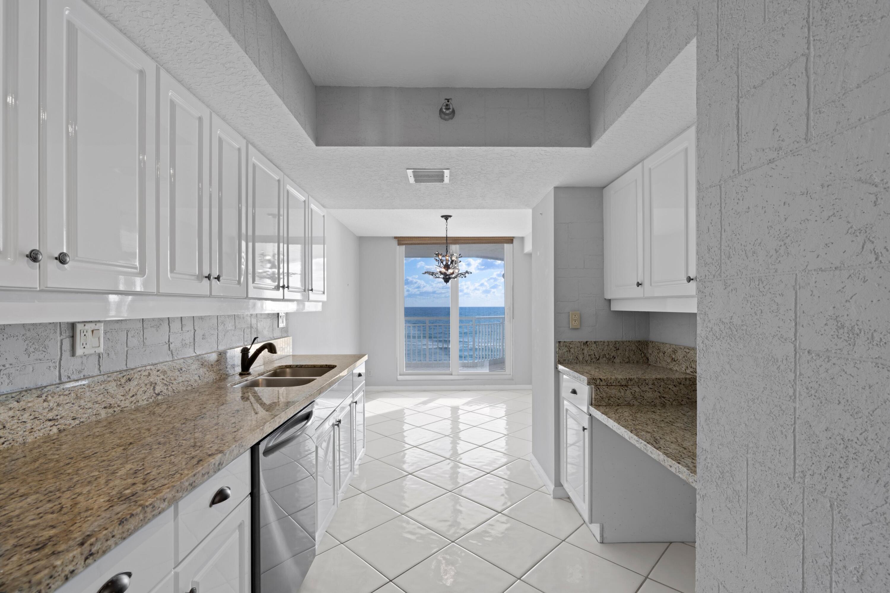 THIRTY SIX HUNDRED OCEAN CONDO - Residential
