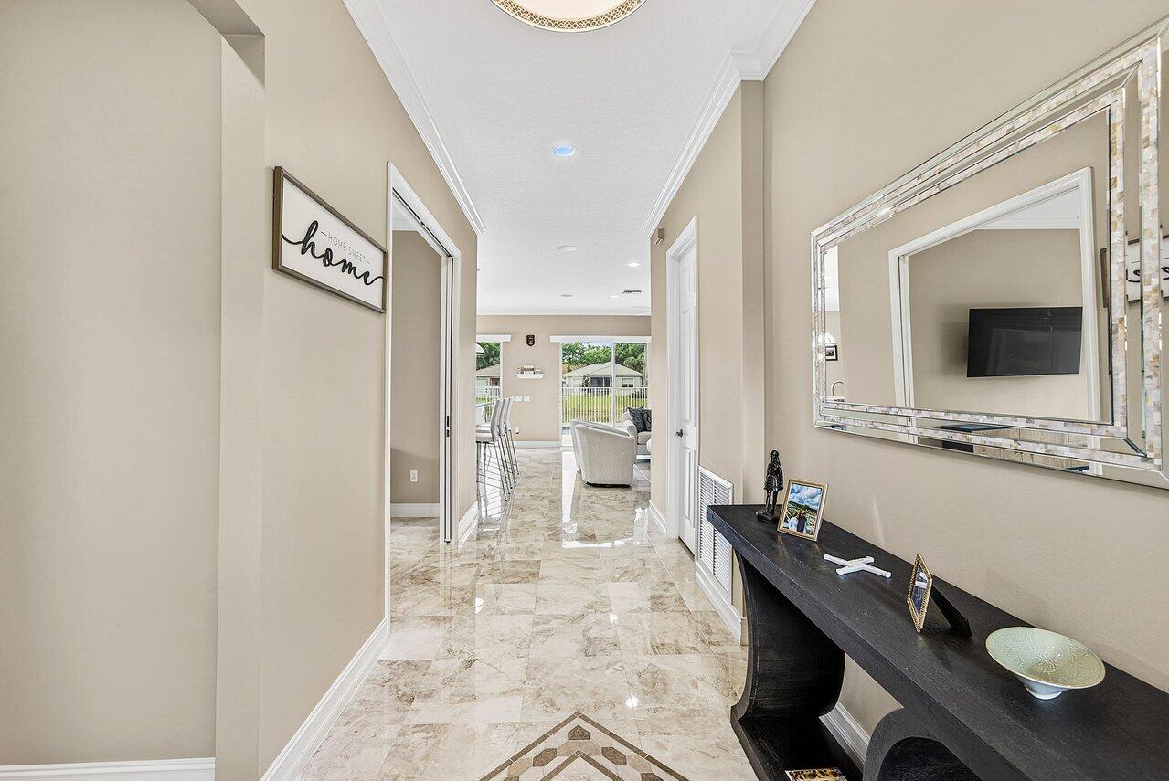 VALENCIA POINTE - Residential
