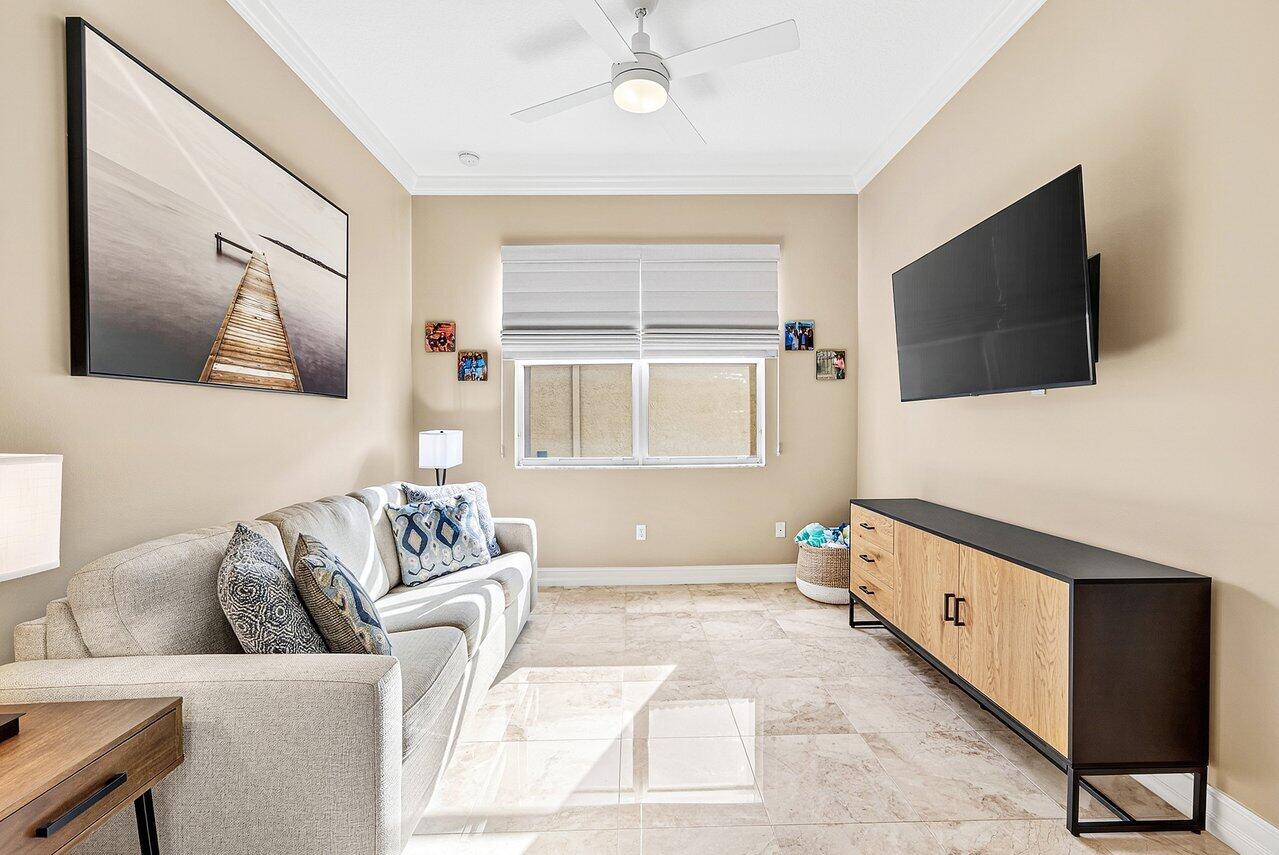 VALENCIA POINTE - Residential