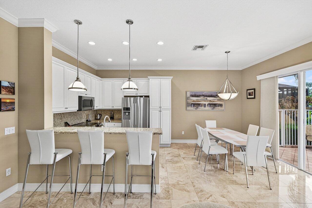 VALENCIA POINTE - Residential