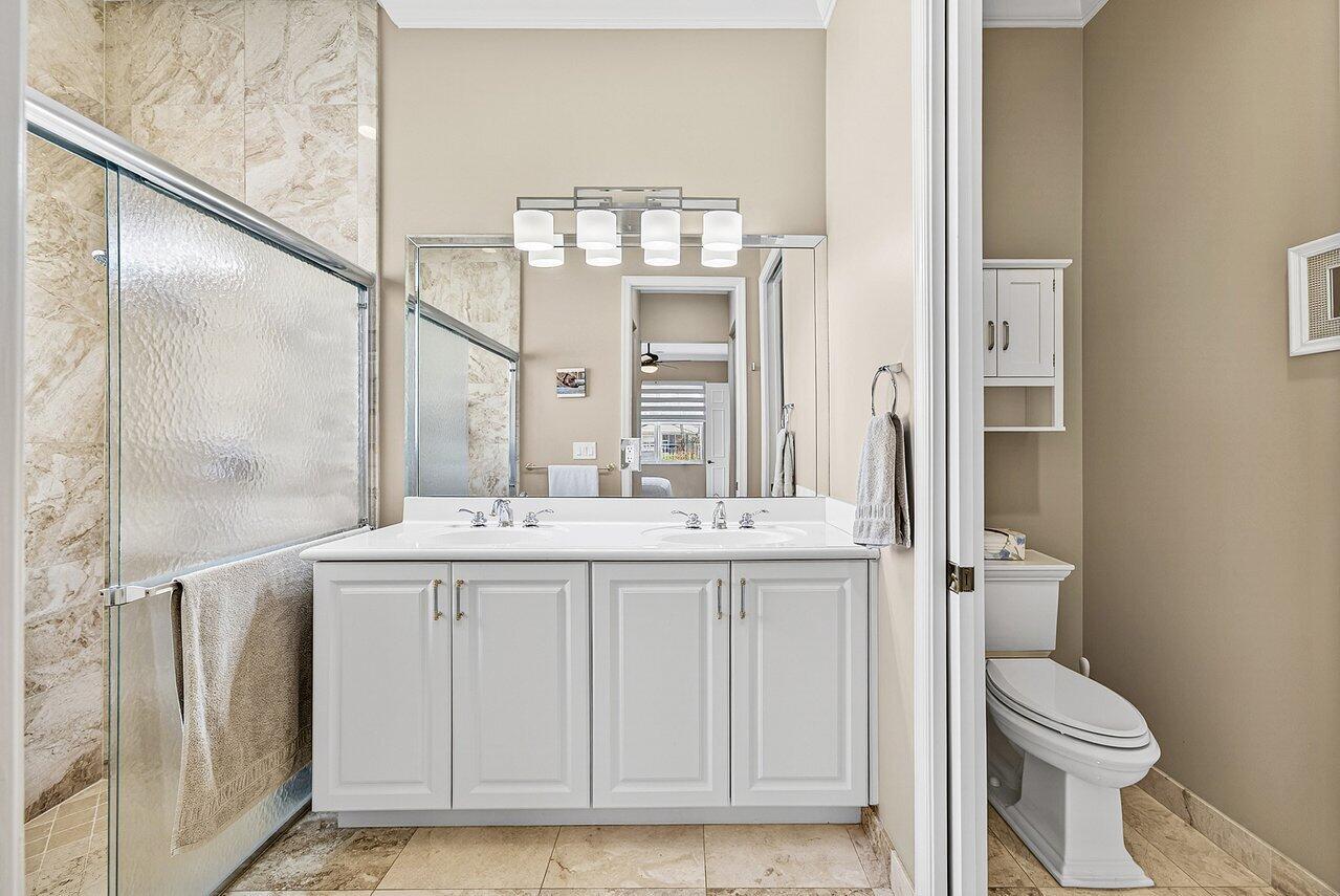 VALENCIA POINTE - Residential