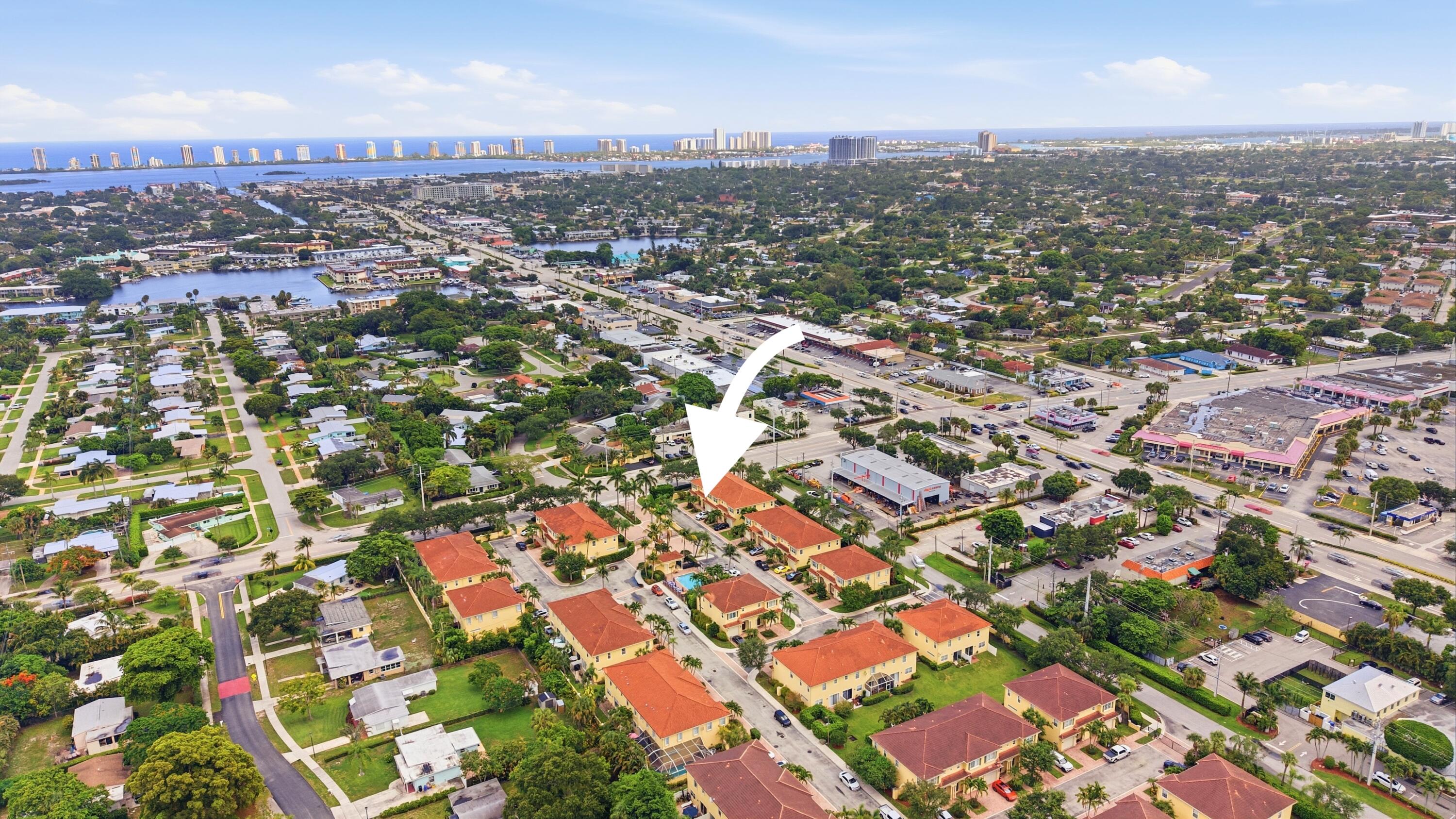 MARBELLA VILLAS - Residential Lease