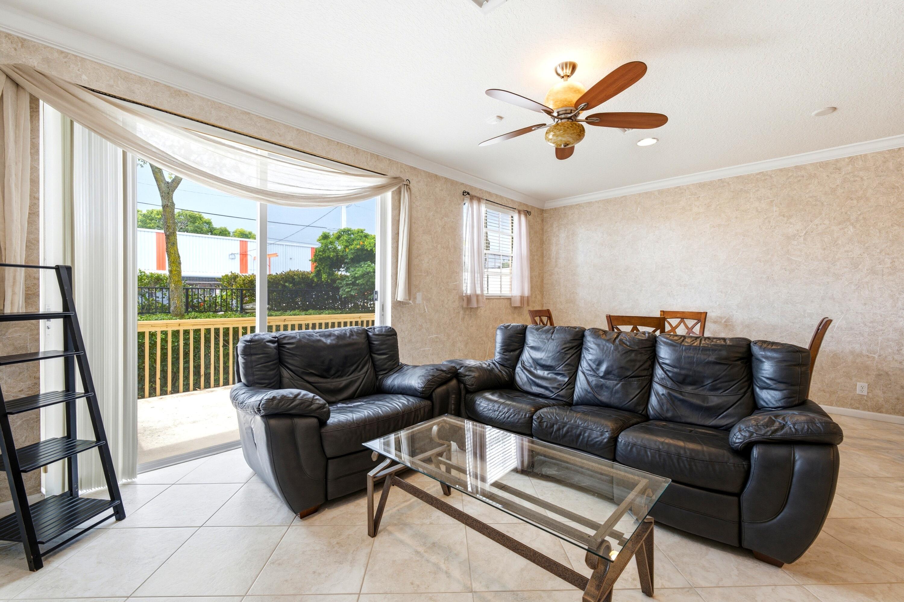 MARBELLA VILLAS - Residential Lease