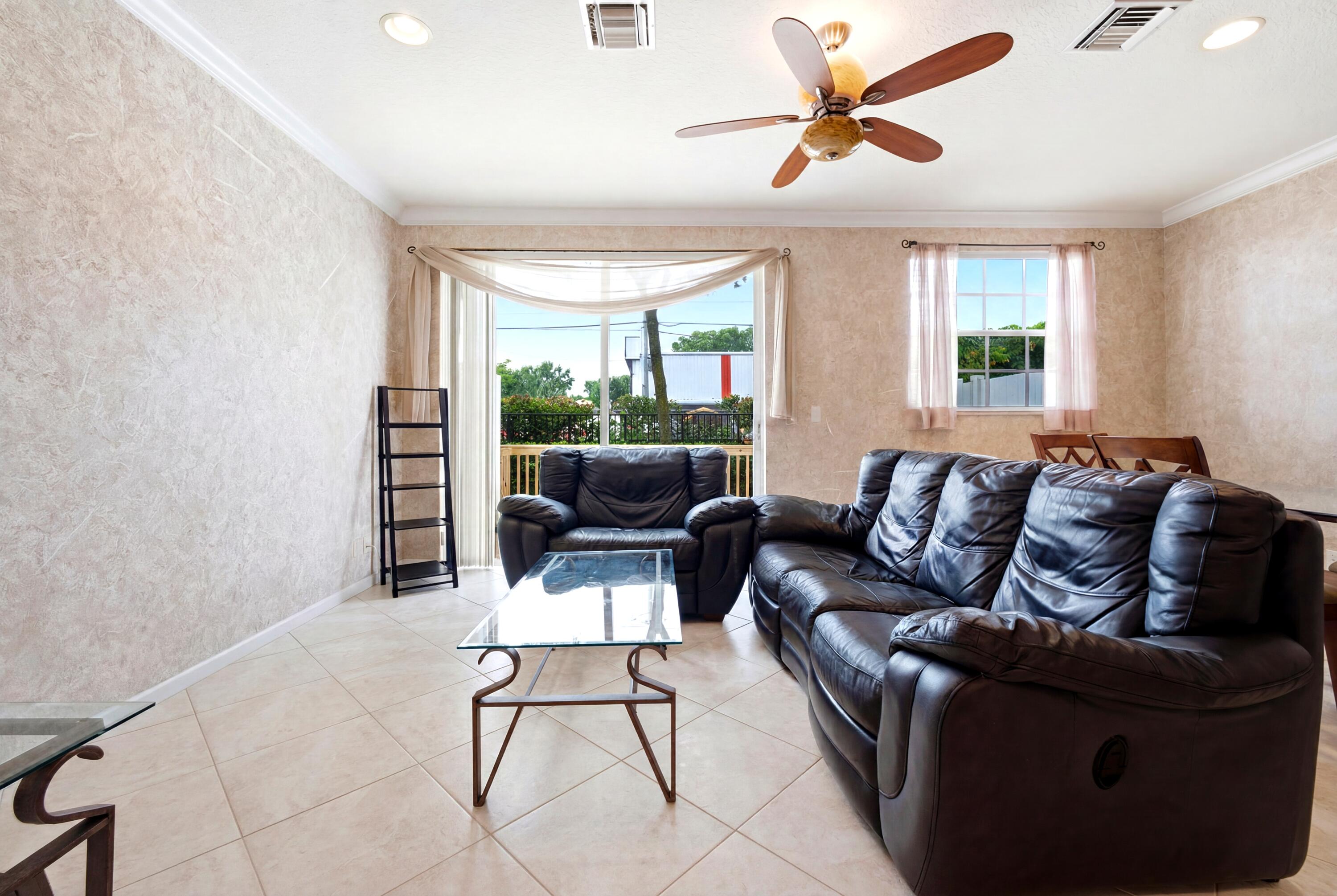 MARBELLA VILLAS - Residential Lease