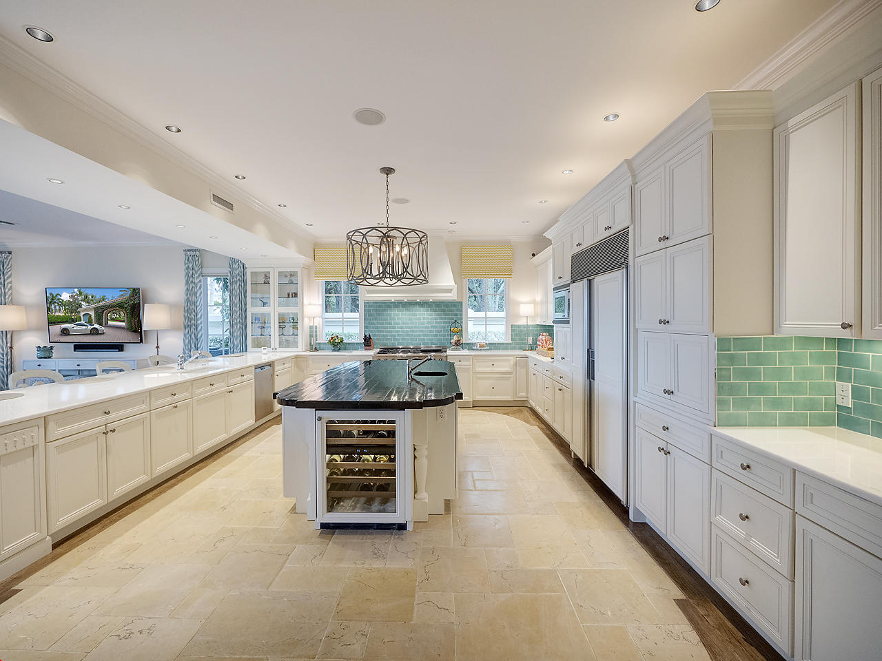 HARBOUR ISLES - Residential