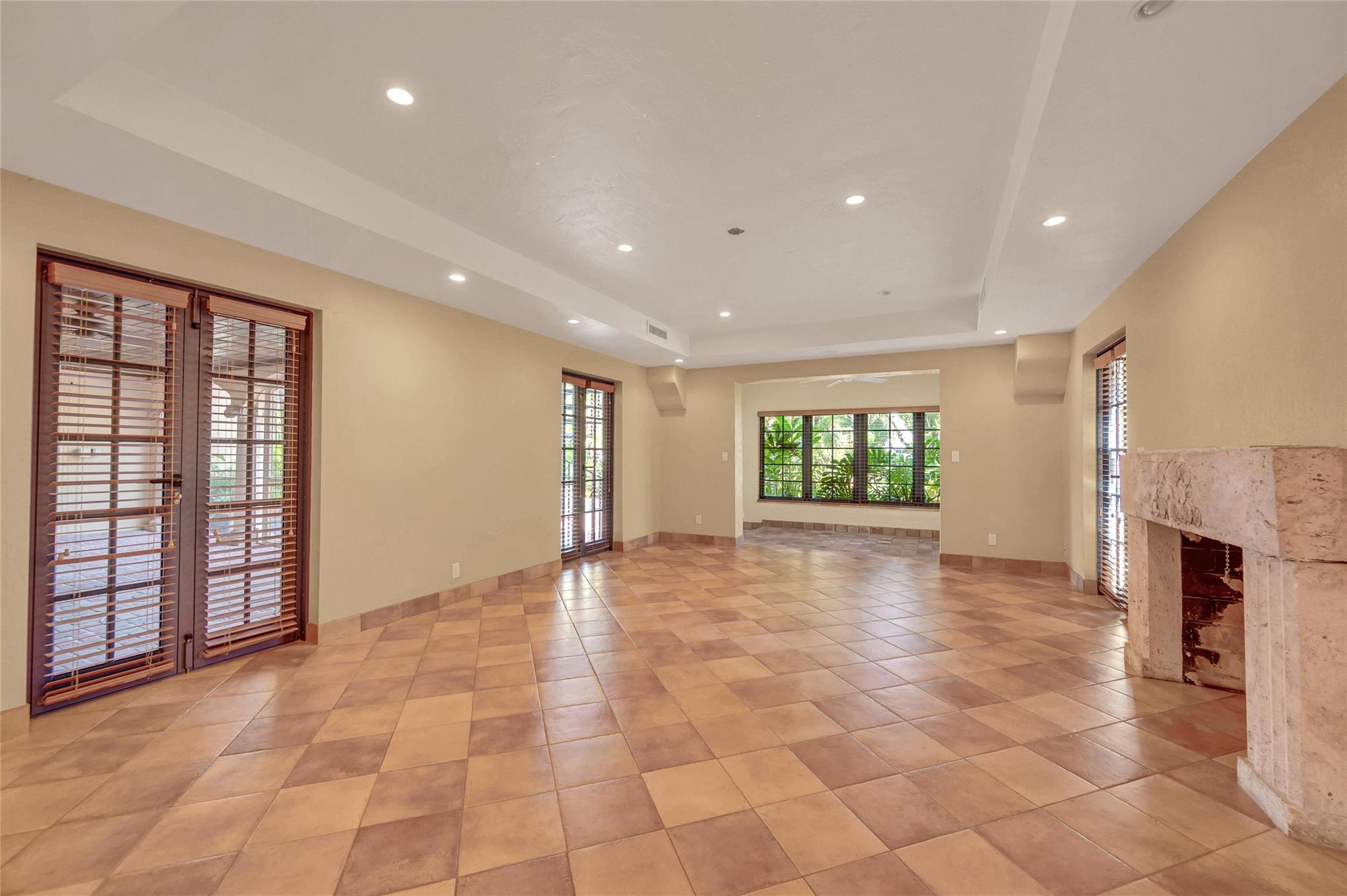 Stilwell Isles 15-26 B - Residential