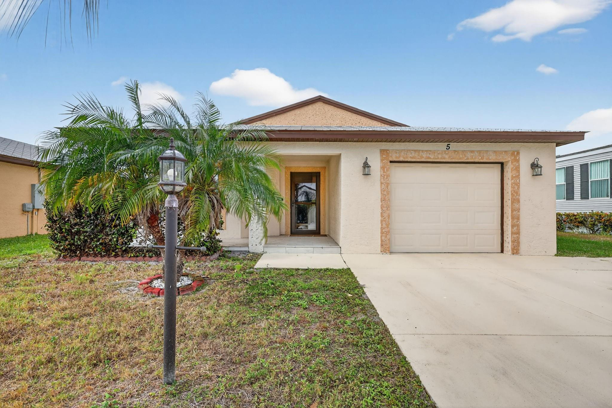 Spanish Lakes One - Residential
