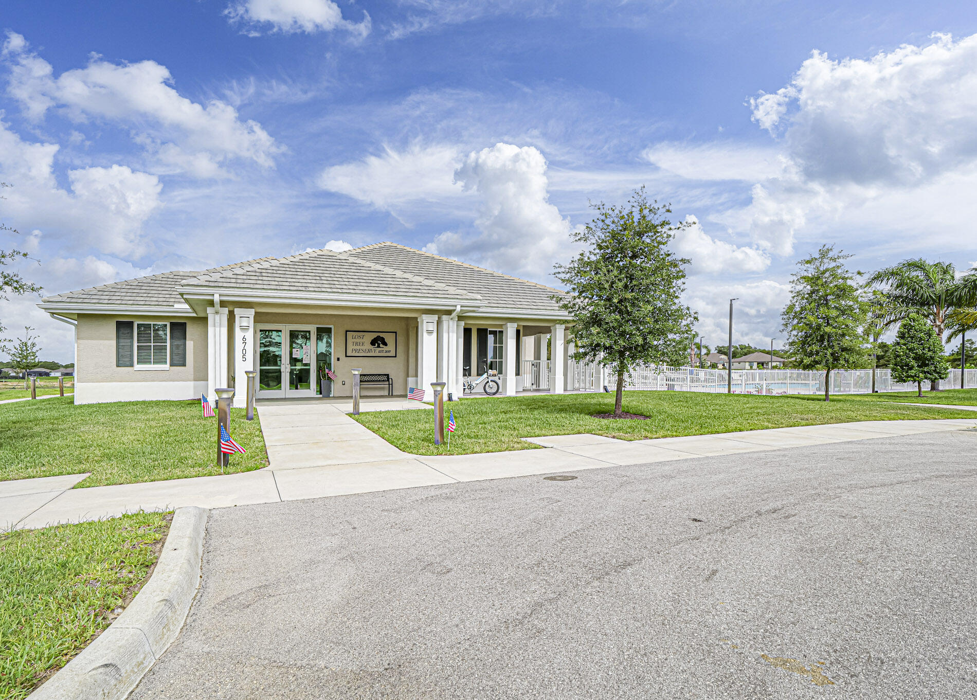 LOST TREE PRESERVE PD, PHASE 1 - Residential