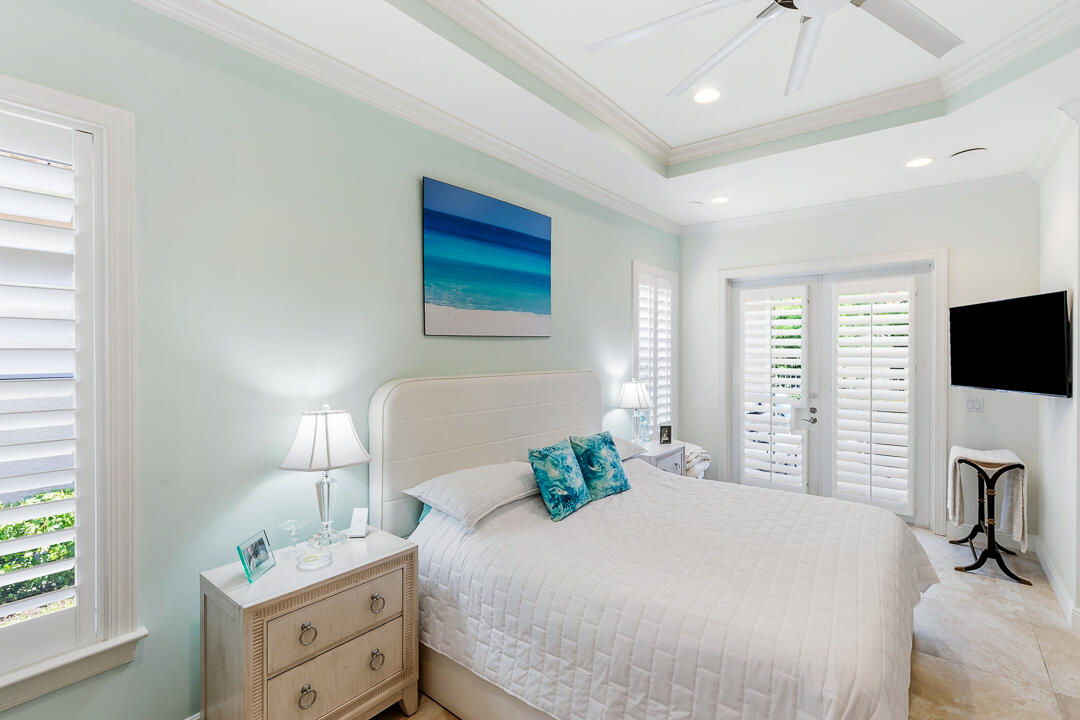 PALM COVE GOLF & YACHT CLUB - Residential